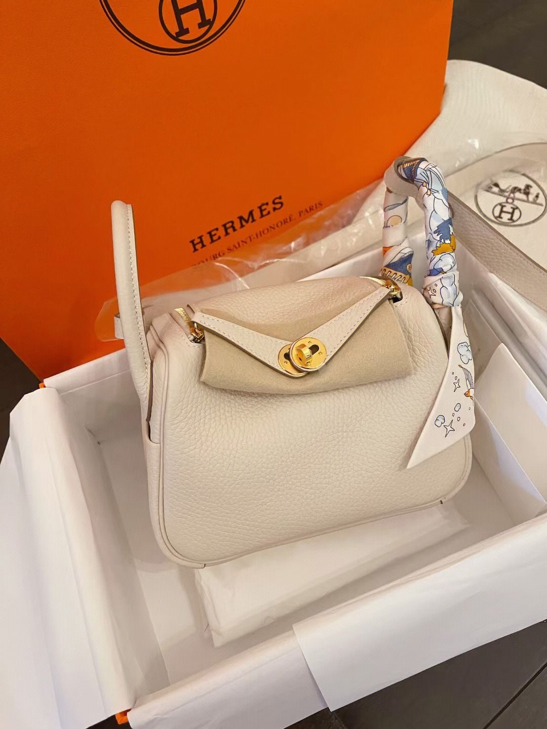 Shebag Lindy 19 bag snow white gold in togo leather review (2024 Dec updated)-Best Quality Fake designer Bag Review, Replica designer bag ru Shebag Lindy 19 bag snow white gold in togo leather review (2024 Dec updated)-Best Quality Fake designer Bag Review, Replica designer bag ru