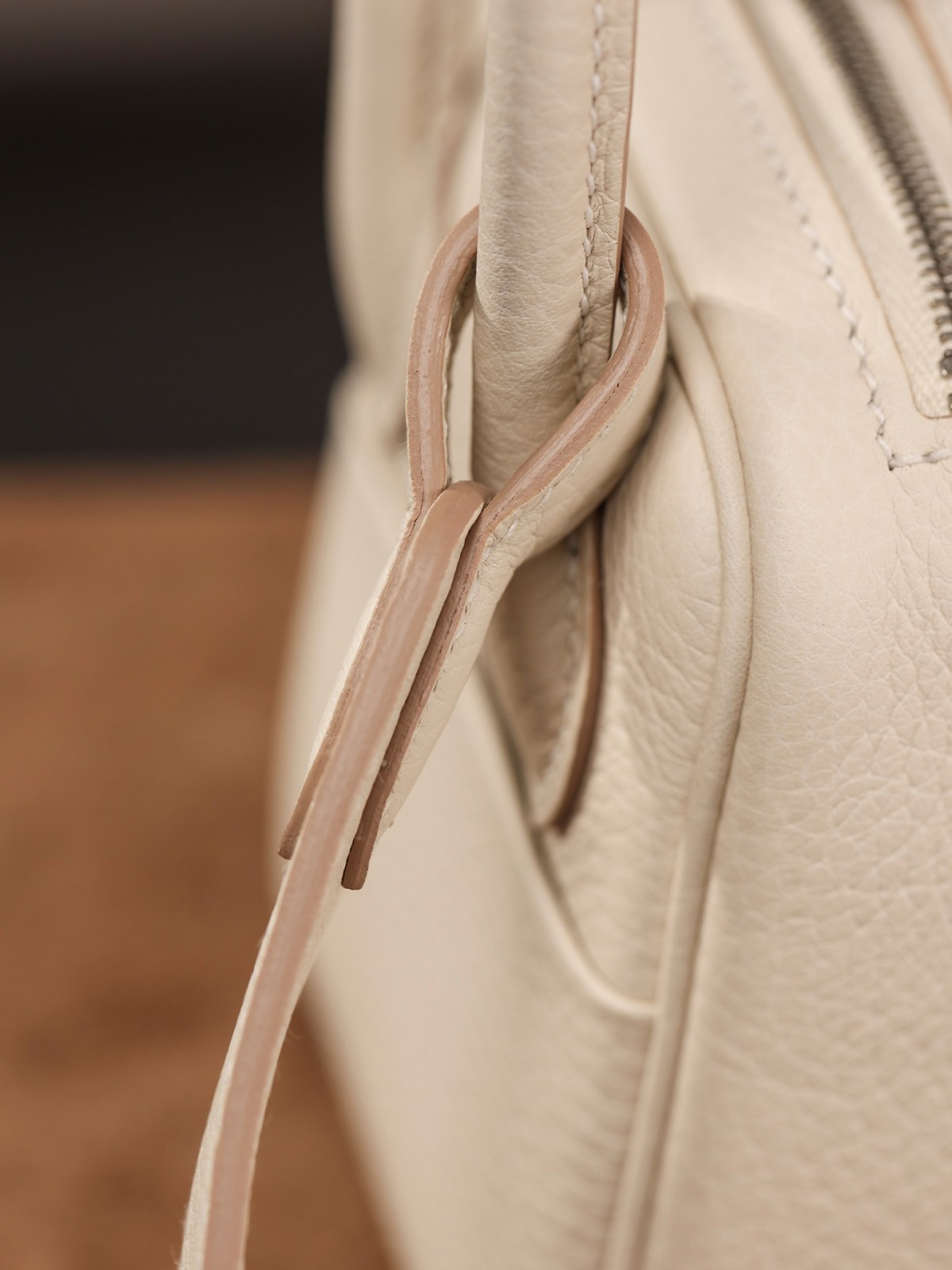 Shebag Lindy 19 bag snow white gold in togo leather review (2024 Dec updated)-Best Quality Fake designer Bag Review, Replica designer bag ru Shebag Lindy 19 bag snow white gold in togo leather review (2024 Dec updated)-Best Quality Fake designer Bag Review, Replica designer bag ru