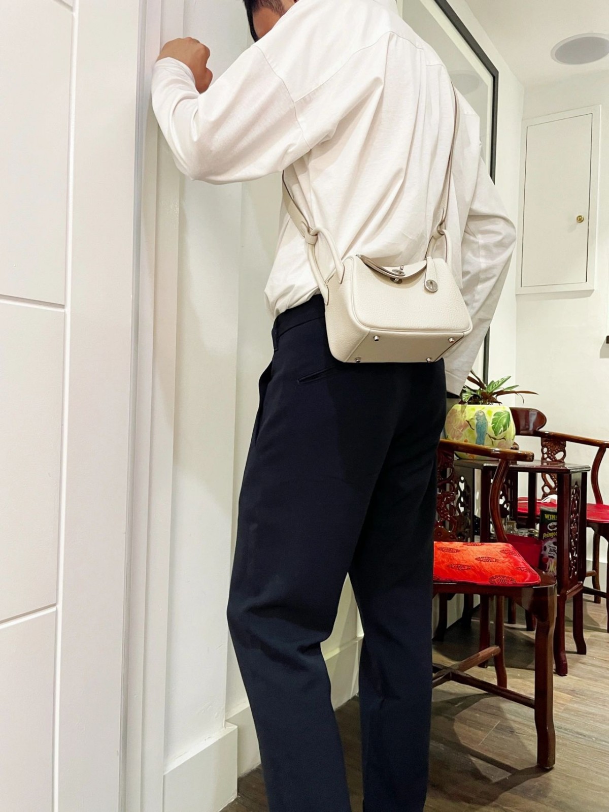 Shebag Lindy 19 bag snow white gold in togo leather review (2024 Dec updated)-Best Quality Fake designer Bag Review, Replica designer bag ru Shebag Lindy 19 bag snow white gold in togo leather review (2024 Dec updated)-Best Quality Fake designer Bag Review, Replica designer bag ru