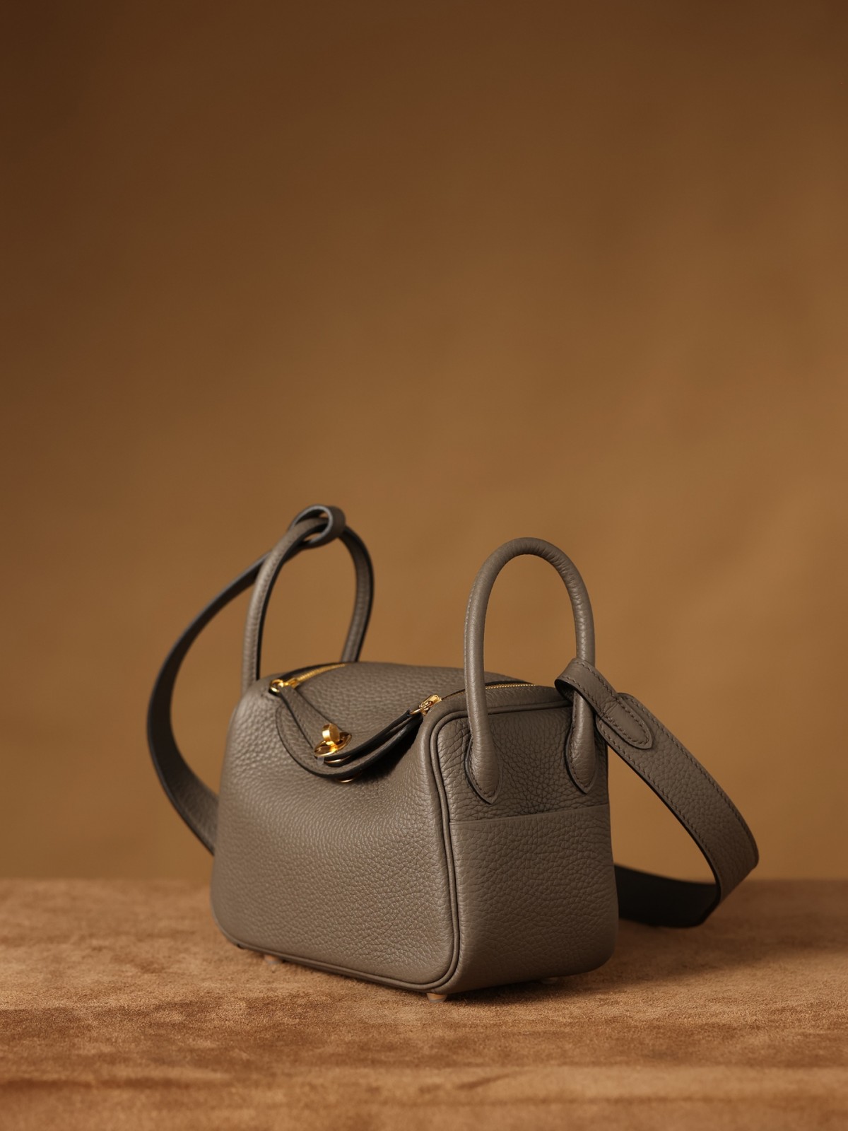 Shebag fully handmade Hermes Lindy 19 bag in grey review(2024 Dec updated)-Best Quality Fake designer Bag Review, Replica designer bag ru