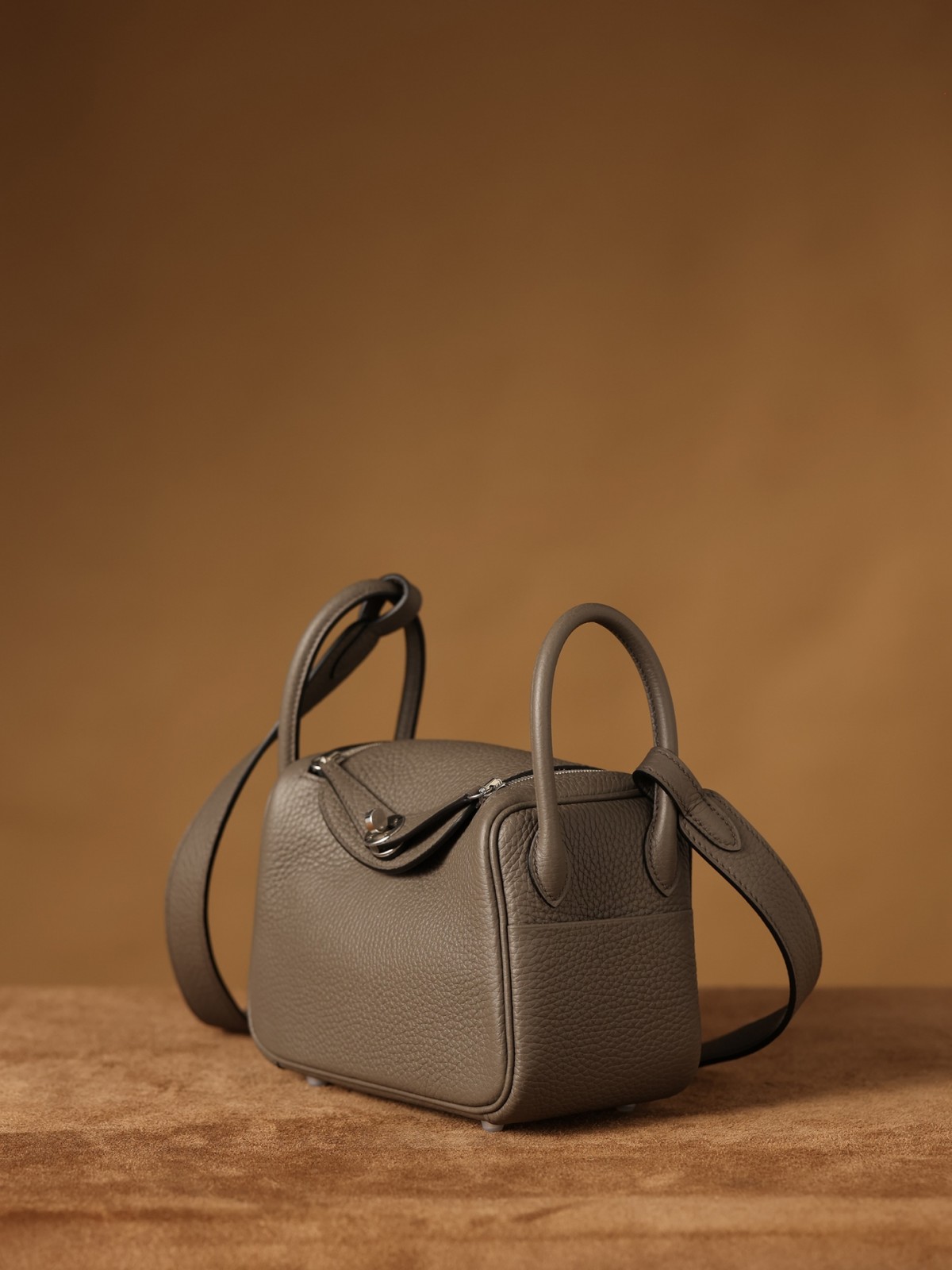 Shebag fully handmade Hermes Lindy 19 bag in grey review(2024 Dec updated)-Best Quality Fake designer Bag Review, Replica designer bag ru