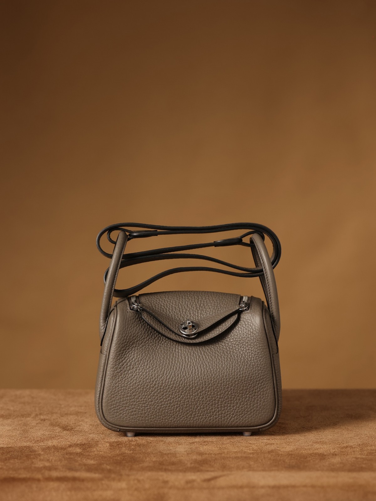 Shebag fully handmade Hermes Lindy 19 bag in grey review(2024 Dec updated)-Best Quality Fake designer Bag Review, Replica designer bag ru