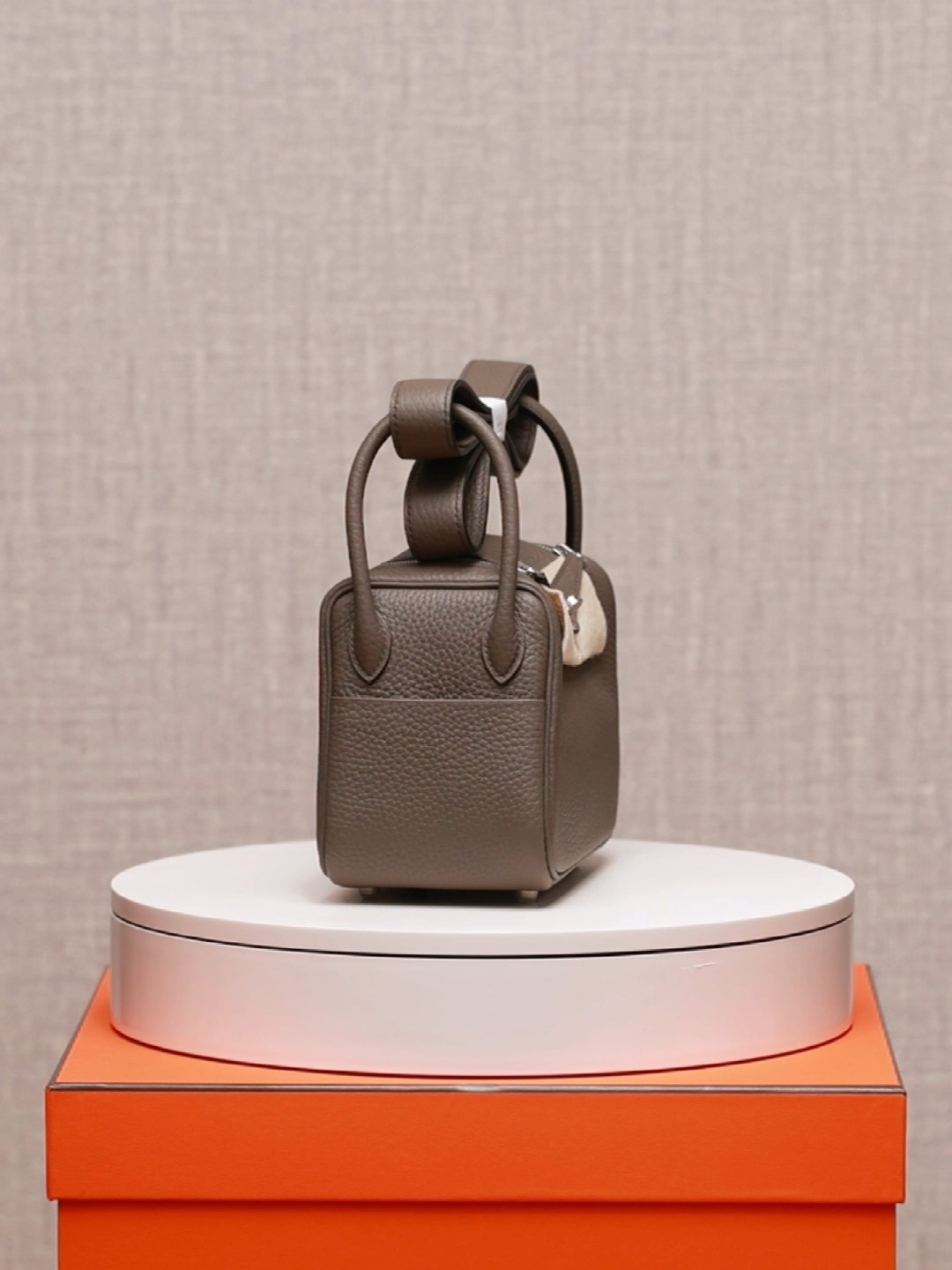 Shebag fully handmade Hermes Lindy 19 bag in grey review(2024 Dec updated)-Best Quality Fake designer Bag Review, Replica designer bag ru