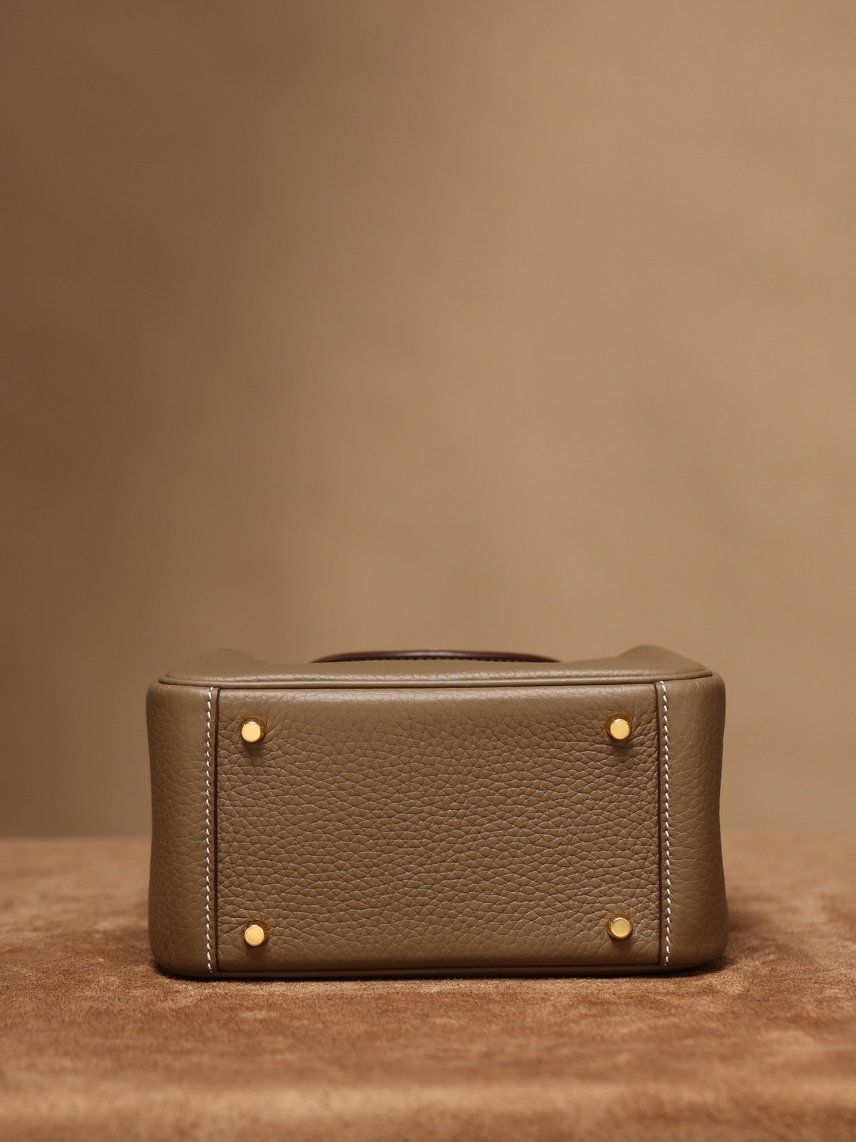 Shebag Hermes Mini Lindy 19 bag review grey with togo leather (2024 Dec updated)-Best Quality Fake designer Bag Review, Replica designer bag ru