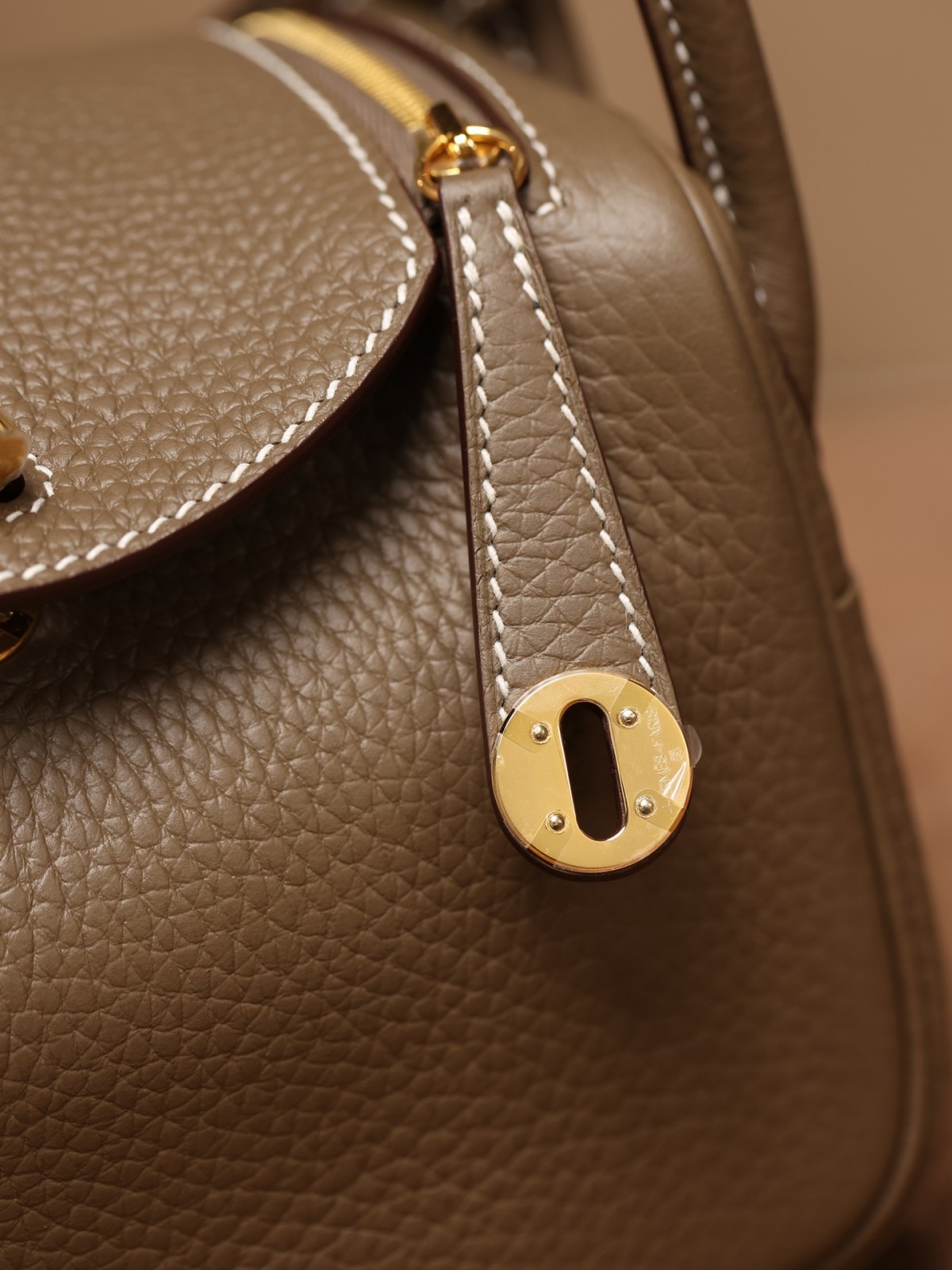 Shebag Hermes Mini Lindy 19 bag review grey with togo leather (2024 Dec updated)-Best Quality Fake designer Bag Review, Replica designer bag ru