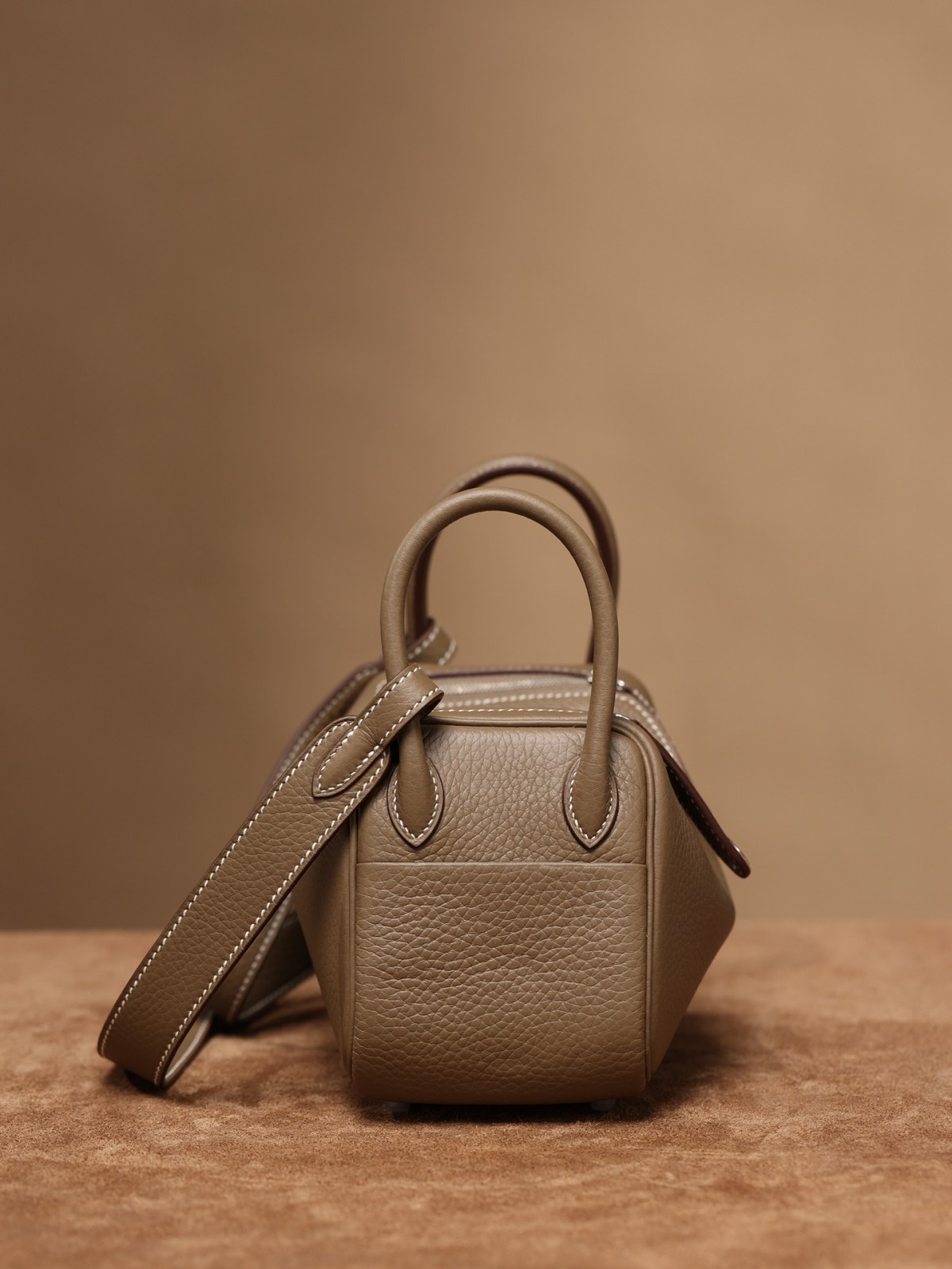 Shebag Hermes Mini Lindy 19 bag review grey with togo leather (2024 Dec updated)-Best Quality Fake designer Bag Review, Replica designer bag ru