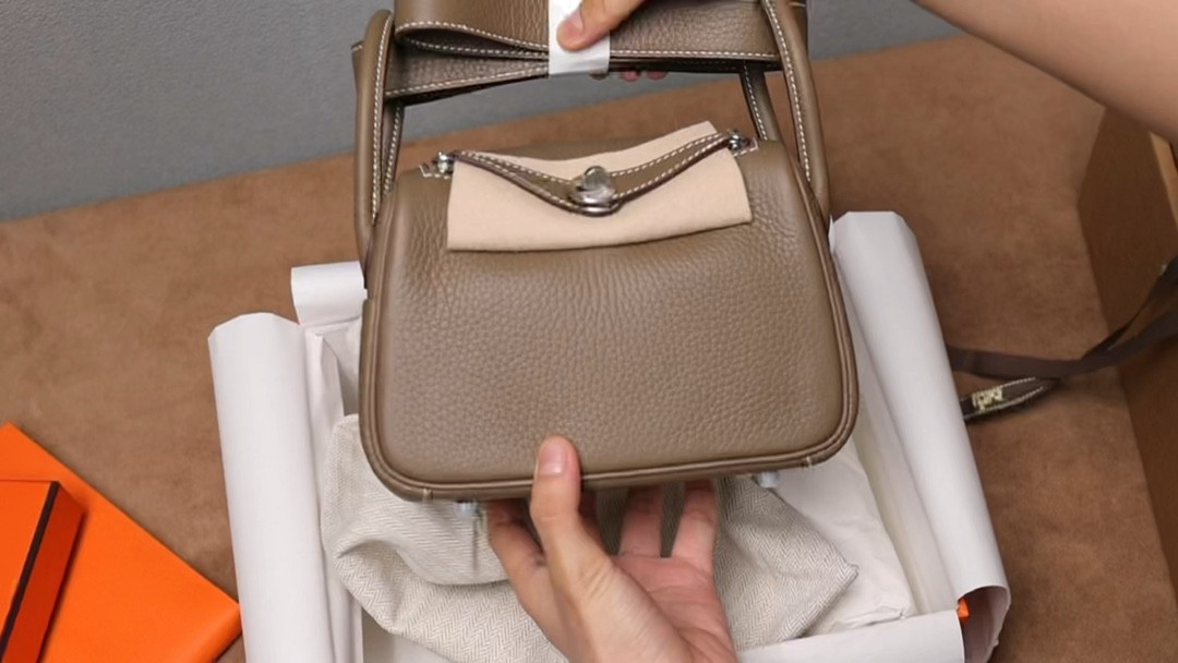 Shebag Hermes Mini Lindy 19 bag review grey with togo leather (2024 Dec updated)-Best Quality Fake designer Bag Review, Replica designer bag ru