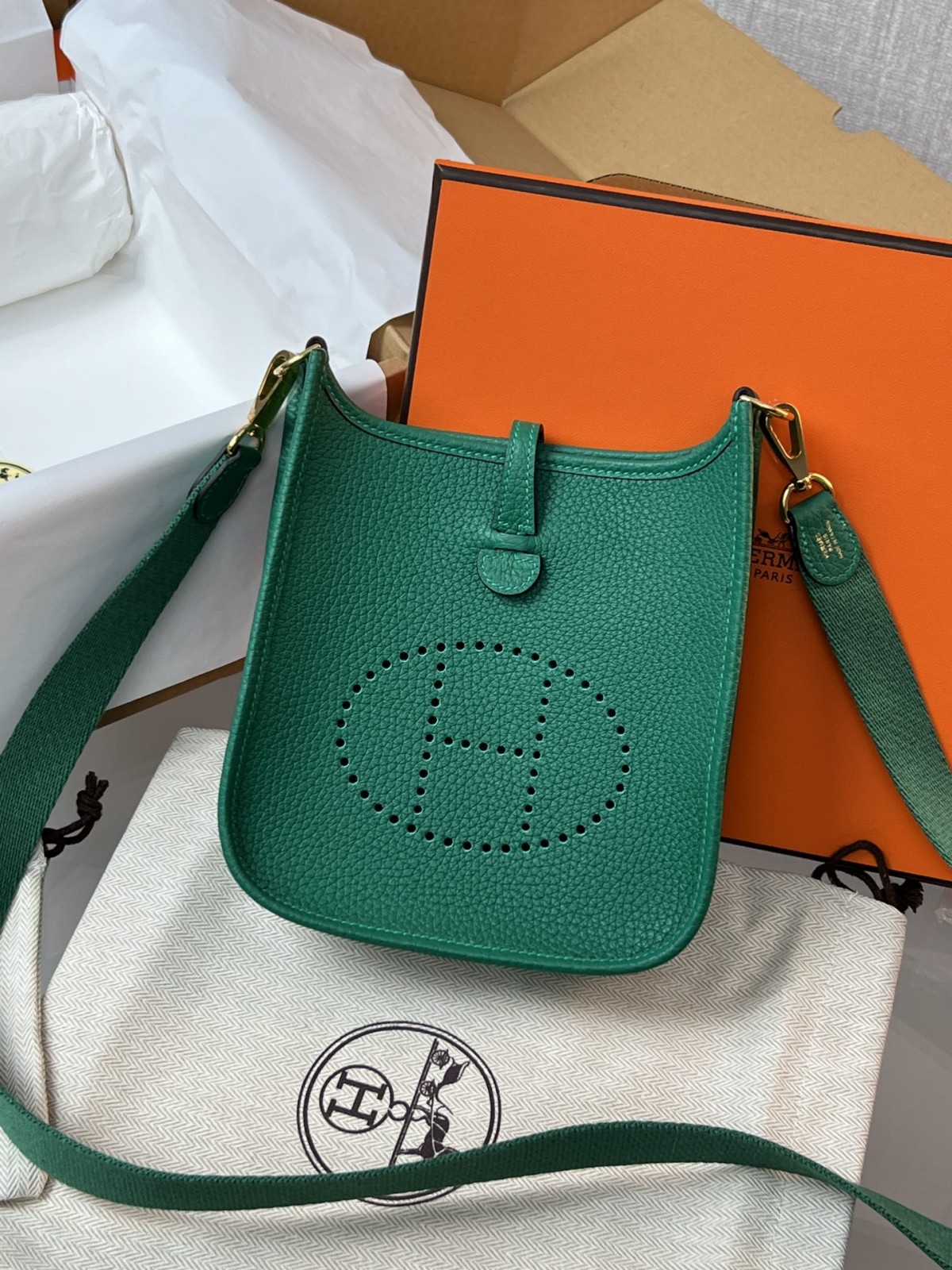 Shebag fully handmade Hermes Evelyne 16 bag in green togo reveiew(2024 Dec updated)-Best Quality Fake designer Bag Review, Replica designer bag ru Shebag fully handmade Hermes Evelyne 16 bag in green togo reveiew(2024 Dec updated)-Best Quality Fake designer Bag Review, Replica designer bag ru