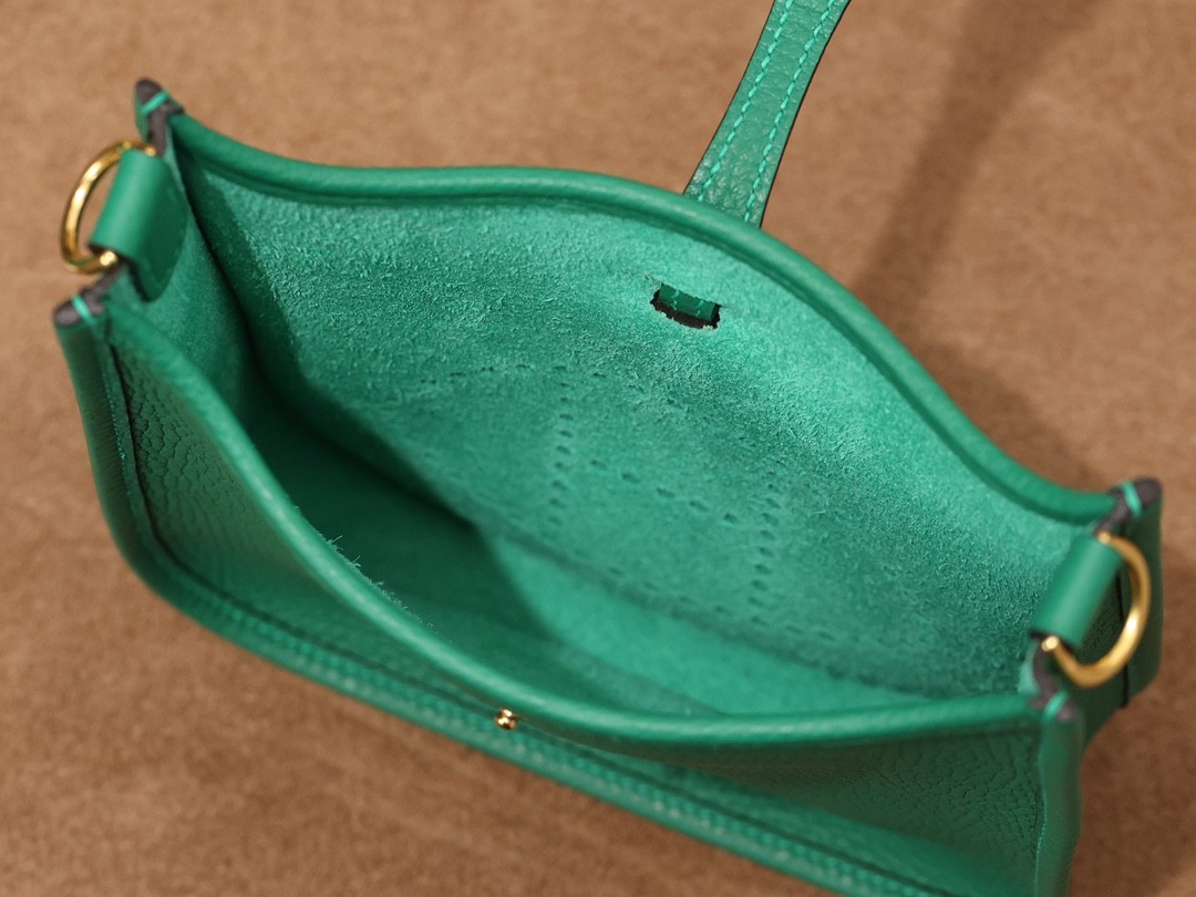 Shebag fully handmade Hermes Evelyne 16 bag in green togo reveiew(2024 Dec updated)-Best Quality Fake designer Bag Review, Replica designer bag ru Shebag fully handmade Hermes Evelyne 16 bag in green togo reveiew(2024 Dec updated)-Best Quality Fake designer Bag Review, Replica designer bag ru