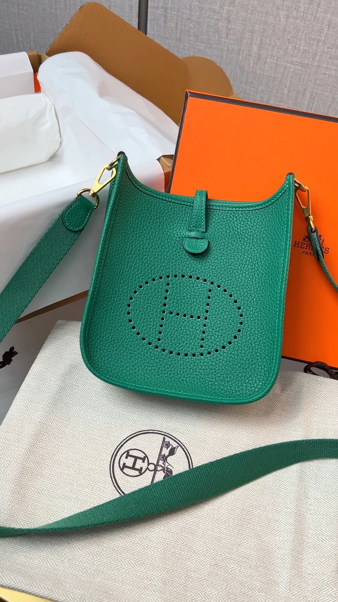 Shebag fully handmade Hermes Evelyne 16 bag in green togo reveiew(2024 Dec updated)-Best Quality Fake designer Bag Review, Replica designer bag ru Shebag fully handmade Hermes Evelyne 16 bag in green togo reveiew(2024 Dec updated)-Best Quality Fake designer Bag Review, Replica designer bag ru
