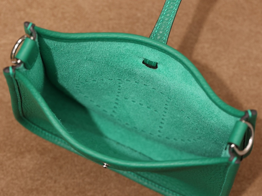 Shebag Hermes Evelyne 16 bag green togo silver hardware fully hand made (2024 Dec updated)-Best Quality Fake designer Bag Review, Replica designer bag ru