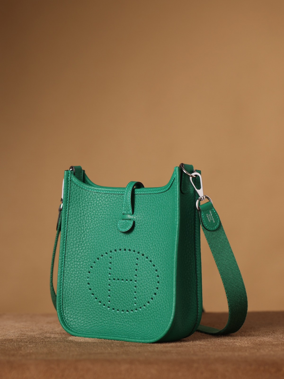 Shebag Hermes Evelyne 16 bag green togo silver hardware fully hand made (2024 Dec updated)-Best Quality Fake designer Bag Review, Replica designer bag ru