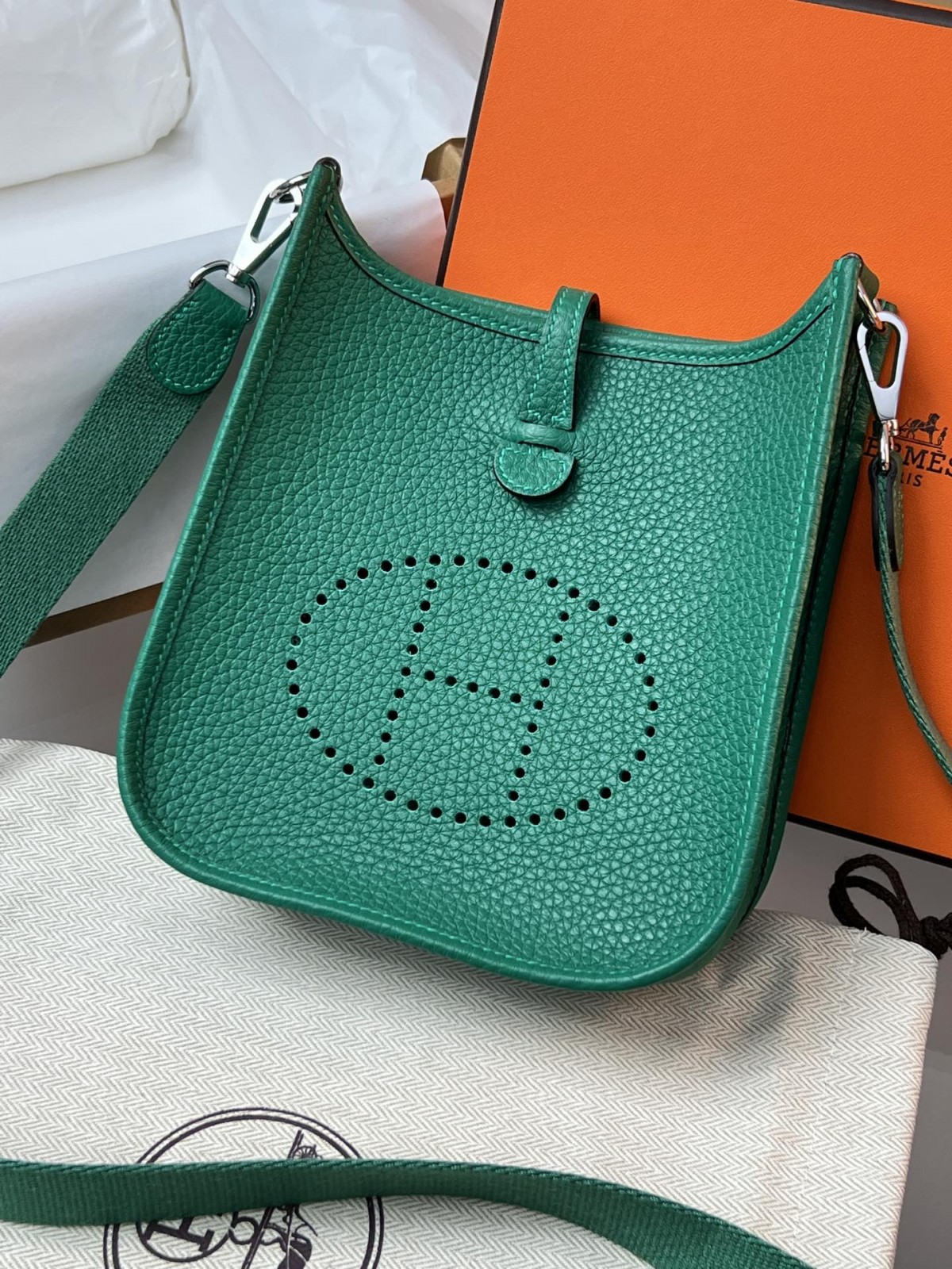 Shebag Hermes Evelyne 16 bag green togo silver hardware fully hand made (2024 Dec updated)-Best Quality Fake designer Bag Review, Replica designer bag ru