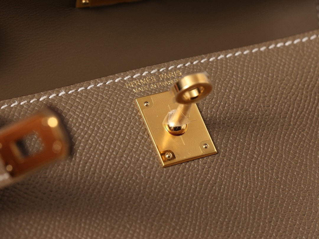Shebag Hermes Mini Kelly 2 bag in grey togo leather (2024 Dec updated)-Best Quality Fake designer Bag Review, Replica designer bag ru Shebag Hermes Mini Kelly 2 bag in grey togo leather (2024 Dec updated)-Best Quality Fake designer Bag Review, Replica designer bag ru