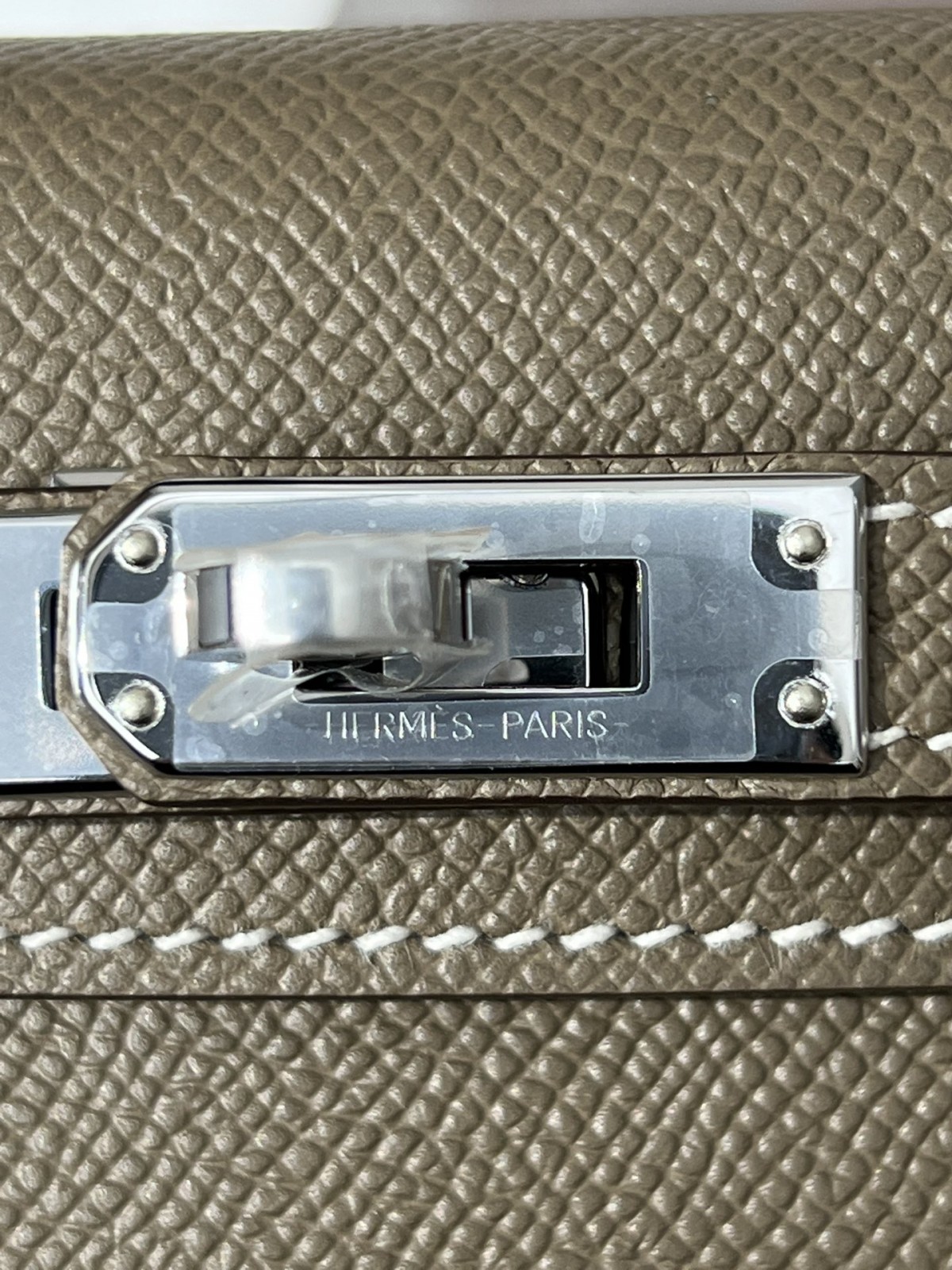 Shebag Hermes Mini Kelly 2 bag in grey togo leather (2024 Dec updated)-Best Quality Fake designer Bag Review, Replica designer bag ru Shebag Hermes Mini Kelly 2 bag in grey togo leather (2024 Dec updated)-Best Quality Fake designer Bag Review, Replica designer bag ru