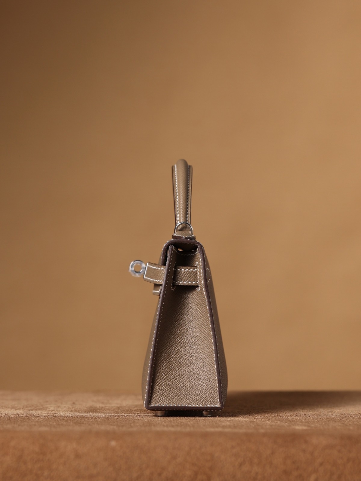 Shebag Hermes Mini Kelly 2 bag in grey togo leather (2024 Dec updated)-Best Quality Fake designer Bag Review, Replica designer bag ru Shebag Hermes Mini Kelly 2 bag in grey togo leather (2024 Dec updated)-Best Quality Fake designer Bag Review, Replica designer bag ru
