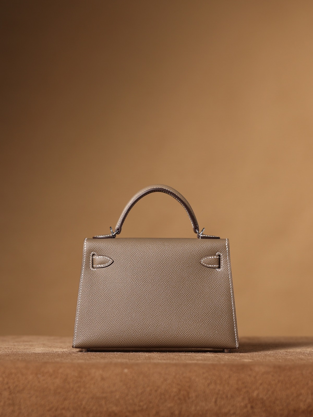 Shebag Hermes Mini Kelly 2 bag in grey togo leather (2024 Dec updated)-Best Quality Fake designer Bag Review, Replica designer bag ru Shebag Hermes Mini Kelly 2 bag in grey togo leather (2024 Dec updated)-Best Quality Fake designer Bag Review, Replica designer bag ru