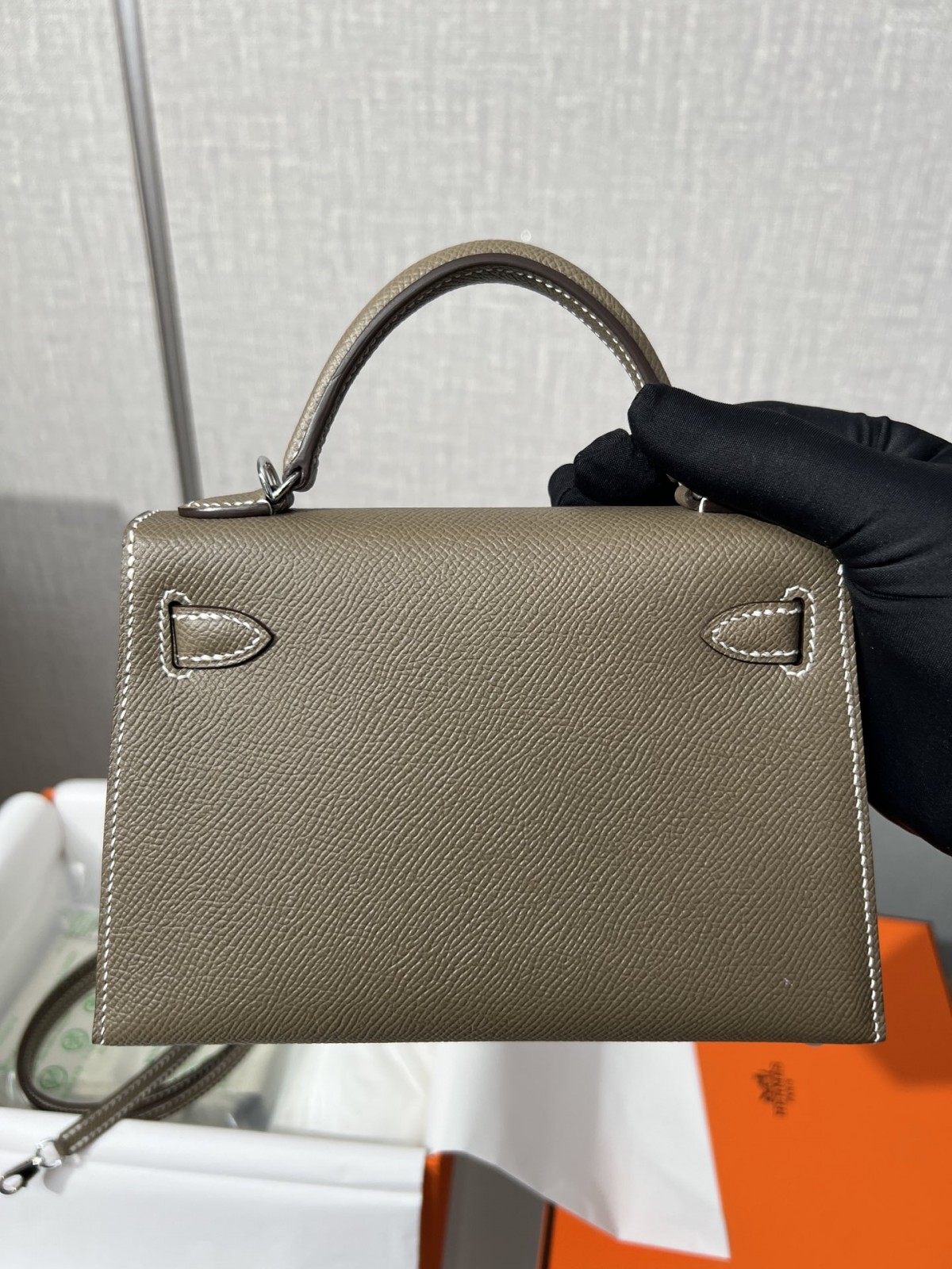 Shebag Hermes Mini Kelly 2 bag in grey togo leather (2024 Dec updated)-Best Quality Fake designer Bag Review, Replica designer bag ru Shebag Hermes Mini Kelly 2 bag in grey togo leather (2024 Dec updated)-Best Quality Fake designer Bag Review, Replica designer bag ru