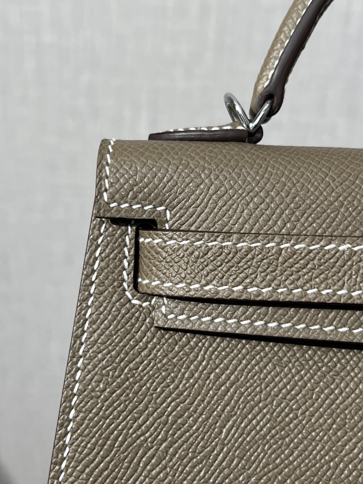 Shebag Hermes Mini Kelly 2 bag in grey togo leather (2024 Dec updated)-Best Quality Fake designer Bag Review, Replica designer bag ru Shebag Hermes Mini Kelly 2 bag in grey togo leather (2024 Dec updated)-Best Quality Fake designer Bag Review, Replica designer bag ru