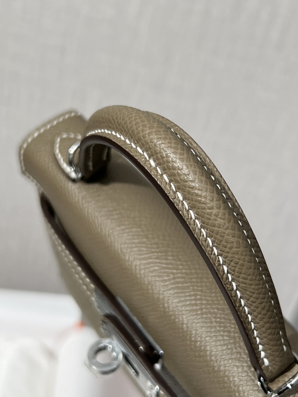 Shebag Hermes Mini Kelly 2 bag in grey togo leather (2024 Dec updated)-Best Quality Fake designer Bag Review, Replica designer bag ru Shebag Hermes Mini Kelly 2 bag in grey togo leather (2024 Dec updated)-Best Quality Fake designer Bag Review, Replica designer bag ru