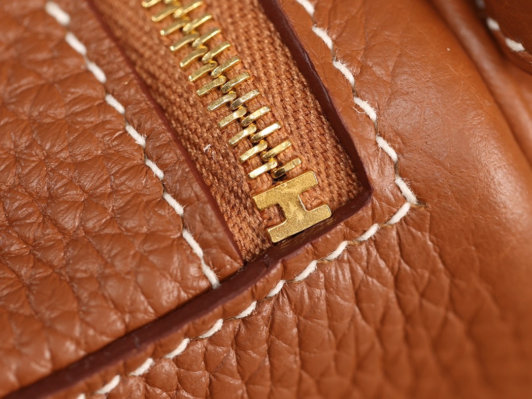 Shebag fully handmade Hermes Lindy 19 golden brown (2025 Jan updated)-Best Quality Fake designer Bag Review, Replica designer bag ru Shebag fully handmade Hermes Lindy 19 golden brown (2025 Jan updated)-Best Quality Fake designer Bag Review, Replica designer bag ru