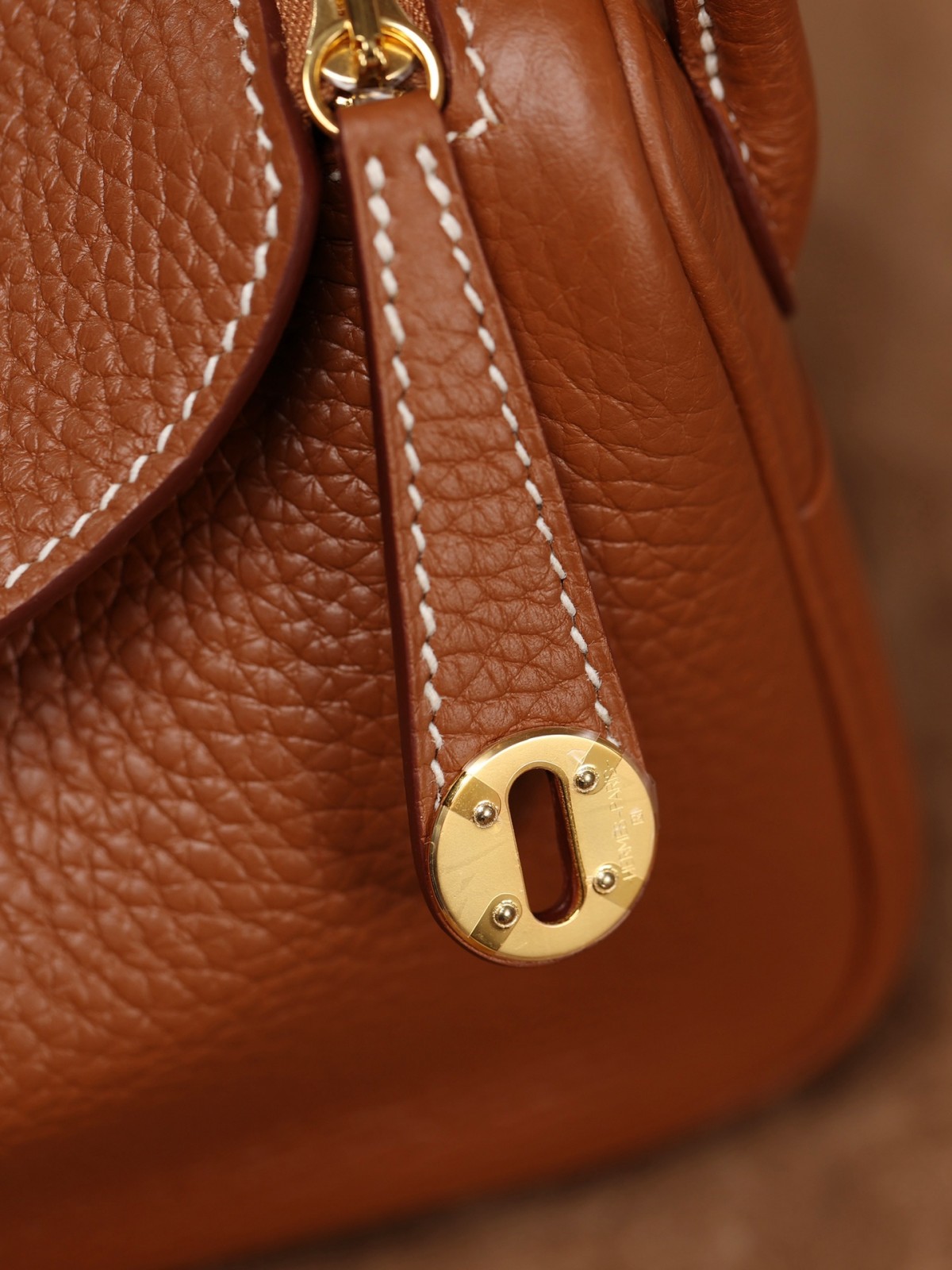Shebag fully handmade Hermes Lindy 19 golden brown (2025 Jan updated)-Best Quality Fake designer Bag Review, Replica designer bag ru Shebag fully handmade Hermes Lindy 19 golden brown (2025 Jan updated)-Best Quality Fake designer Bag Review, Replica designer bag ru