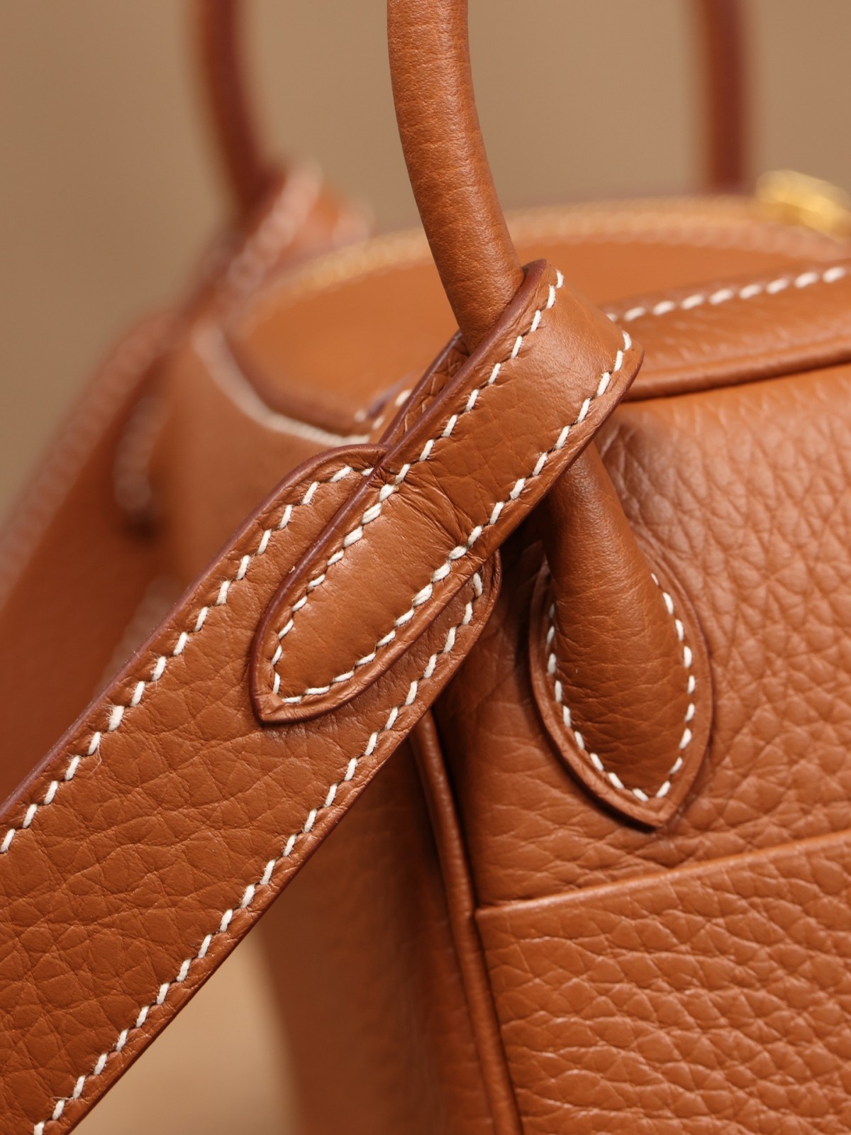 Shebag fully handmade Hermes Lindy 19 golden brown (2025 Jan updated)-Best Quality Fake designer Bag Review, Replica designer bag ru Shebag fully handmade Hermes Lindy 19 golden brown (2025 Jan updated)-Best Quality Fake designer Bag Review, Replica designer bag ru