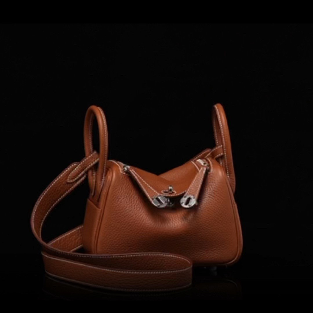 Shebag fully handmade Hermes Lindy 19 golden brown (2025 Jan updated)-Best Quality Fake designer Bag Review, Replica designer bag ru Shebag fully handmade Hermes Lindy 19 golden brown (2025 Jan updated)-Best Quality Fake designer Bag Review, Replica designer bag ru
