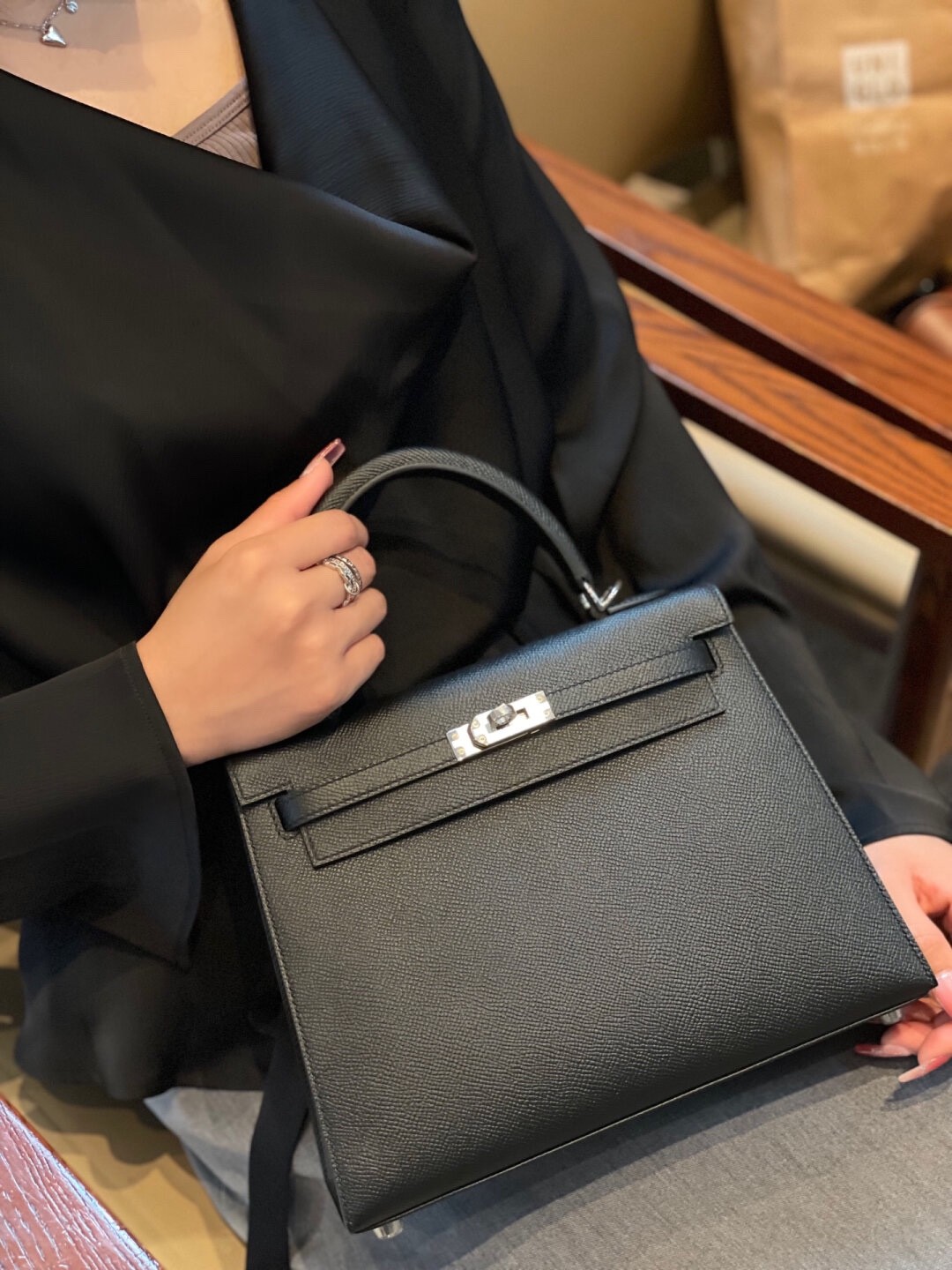 Shebag fully hand made Hermes Kelly 25 bag black epsom leather review (2025 Jan updated)-Best Quality Fake designer Bag Review, Replica designer bag ru Shebag fully hand made Hermes Kelly 25 bag black epsom leather review (2025 Jan updated)-Best Quality Fake designer Bag Review, Replica designer bag ru