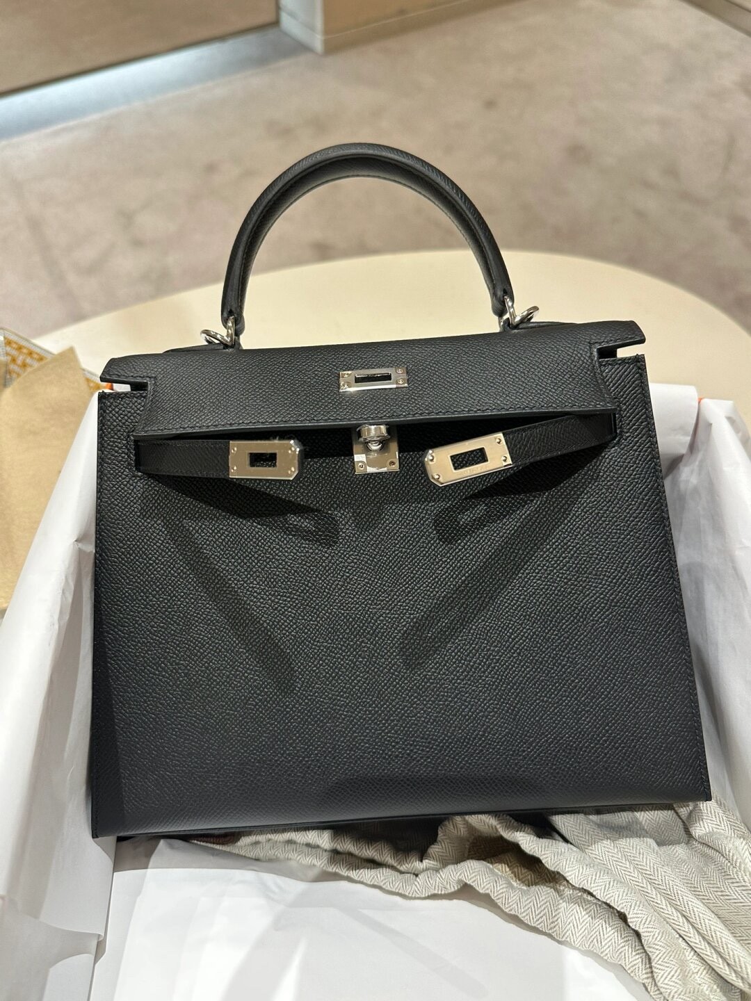 Shebag fully hand made Hermes Kelly 25 bag black epsom leather review (2025 Jan updated)-Best Quality Fake designer Bag Review, Replica designer bag ru Shebag fully hand made Hermes Kelly 25 bag black epsom leather review (2025 Jan updated)-Best Quality Fake designer Bag Review, Replica designer bag ru
