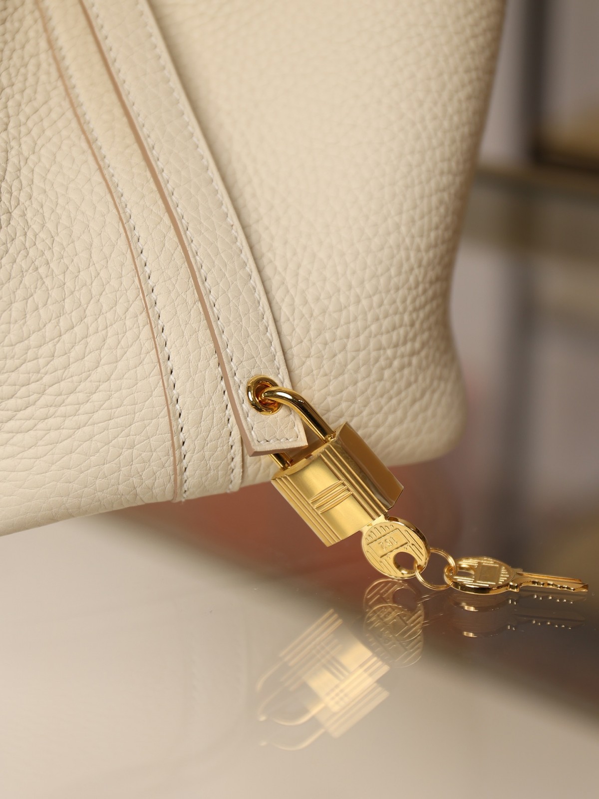 Shebag fully handmade Hermes Picotin 18 bag review snow white togo leather(2025 Jan updated)-Best Quality Fake designer Bag Review, Replica designer bag ru Shebag fully handmade Hermes Picotin 18 bag review snow white togo leather(2025 Jan updated)-Best Quality Fake designer Bag Review, Replica designer bag ru