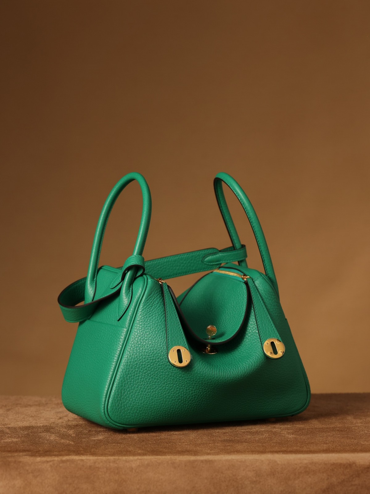 Shebag fully handmade Hermes Lindy 26 bag togo leather review(2025 Jan updated)-Best Quality Fake designer Bag Review, Replica designer bag ru Shebag fully handmade Hermes Lindy 26 bag togo leather review(2025 Jan updated)-Best Quality Fake designer Bag Review, Replica designer bag ru