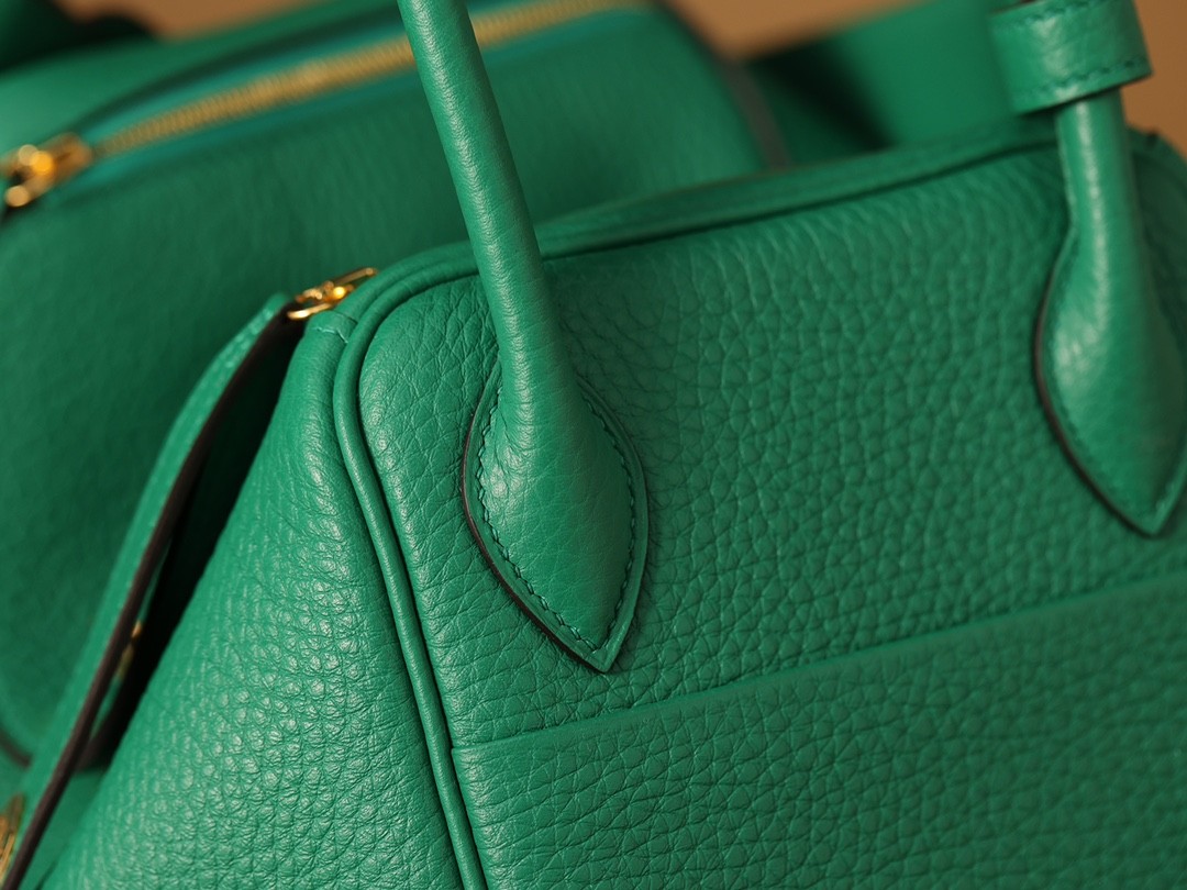 Shebag fully handmade Hermes Lindy 26 bag togo leather review(2025 Jan updated)-Best Quality Fake designer Bag Review, Replica designer bag ru Shebag fully handmade Hermes Lindy 26 bag togo leather review(2025 Jan updated)-Best Quality Fake designer Bag Review, Replica designer bag ru