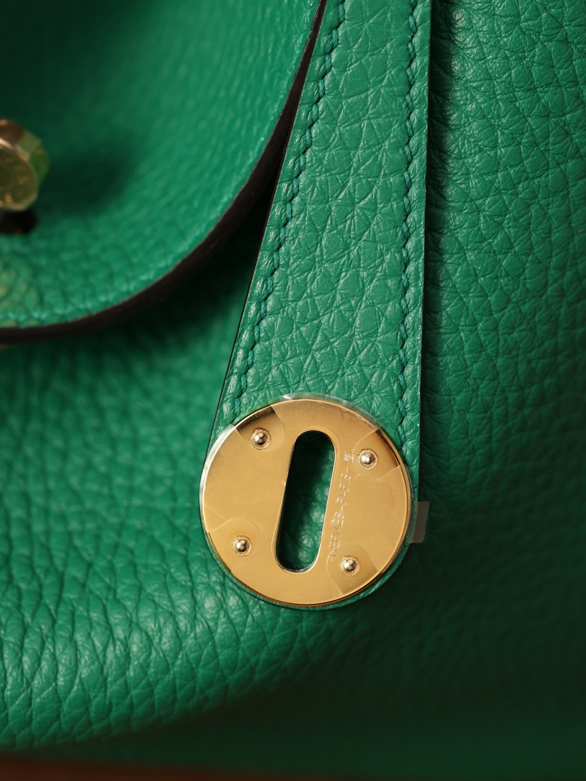 Shebag fully handmade Hermes Lindy 26 bag togo leather review(2025 Jan updated)-Best Quality Fake designer Bag Review, Replica designer bag ru Shebag fully handmade Hermes Lindy 26 bag togo leather review(2025 Jan updated)-Best Quality Fake designer Bag Review, Replica designer bag ru