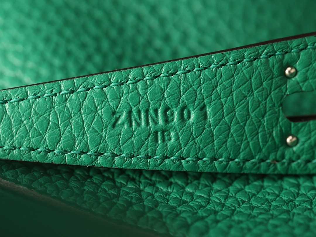 Shebag fully handmade Hermes Lindy 26 bag togo leather review(2025 Jan updated)-Best Quality Fake designer Bag Review, Replica designer bag ru Shebag fully handmade Hermes Lindy 26 bag togo leather review(2025 Jan updated)-Best Quality Fake designer Bag Review, Replica designer bag ru