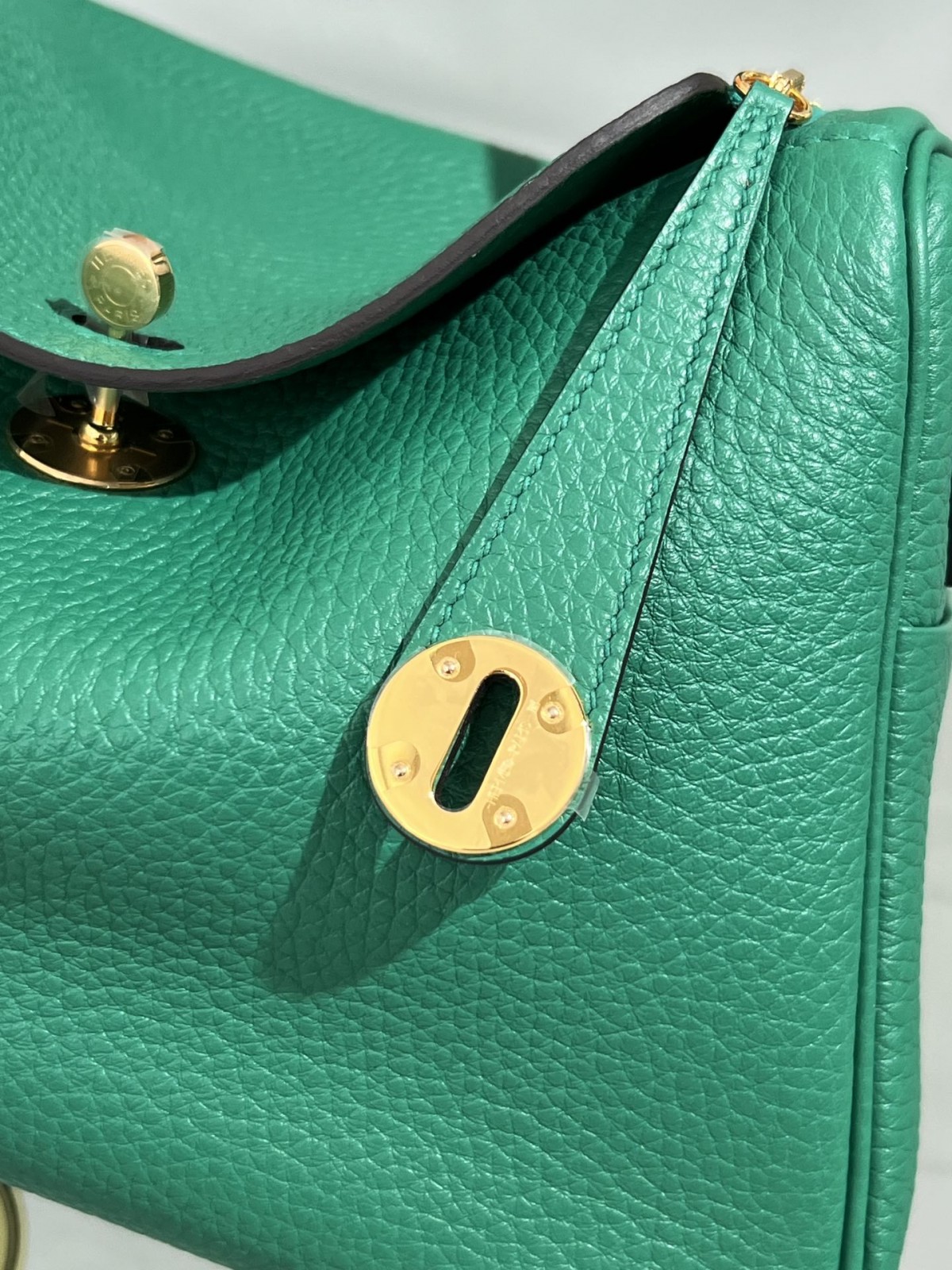 Shebag fully handmade Hermes Lindy 26 bag togo leather review(2025 Jan updated)-Best Quality Fake designer Bag Review, Replica designer bag ru Shebag fully handmade Hermes Lindy 26 bag togo leather review(2025 Jan updated)-Best Quality Fake designer Bag Review, Replica designer bag ru
