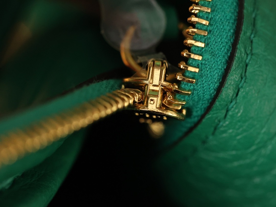 Shebag fully handmade Hermes Lindy 26 bag togo leather review(2025 Jan updated)-Best Quality Fake designer Bag Review, Replica designer bag ru Shebag fully handmade Hermes Lindy 26 bag togo leather review(2025 Jan updated)-Best Quality Fake designer Bag Review, Replica designer bag ru