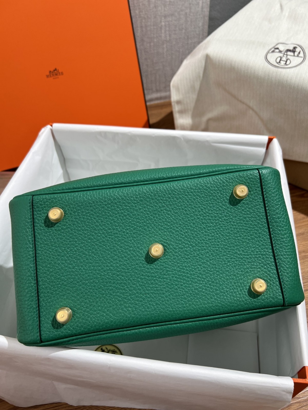 Shebag fully handmade Hermes Lindy 26 bag togo leather review(2025 Jan updated)-Best Quality Fake designer Bag Review, Replica designer bag ru Shebag fully handmade Hermes Lindy 26 bag togo leather review(2025 Jan updated)-Best Quality Fake designer Bag Review, Replica designer bag ru