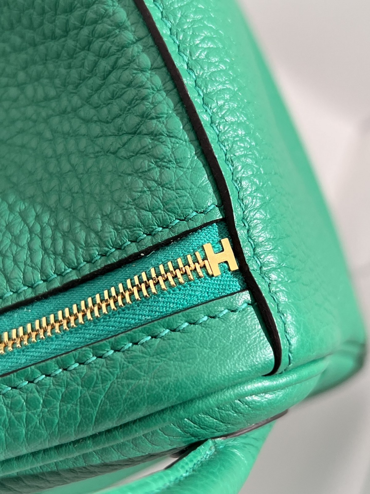 Shebag fully handmade Hermes Lindy 26 bag togo leather review(2025 Jan updated)-Best Quality Fake designer Bag Review, Replica designer bag ru Shebag fully handmade Hermes Lindy 26 bag togo leather review(2025 Jan updated)-Best Quality Fake designer Bag Review, Replica designer bag ru