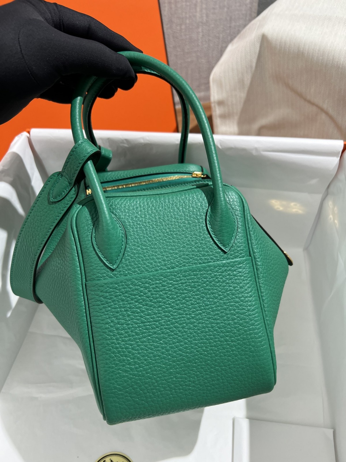 Shebag fully handmade Hermes Lindy 26 bag togo leather review(2025 Jan updated)-Best Quality Fake designer Bag Review, Replica designer bag ru Shebag fully handmade Hermes Lindy 26 bag togo leather review(2025 Jan updated)-Best Quality Fake designer Bag Review, Replica designer bag ru