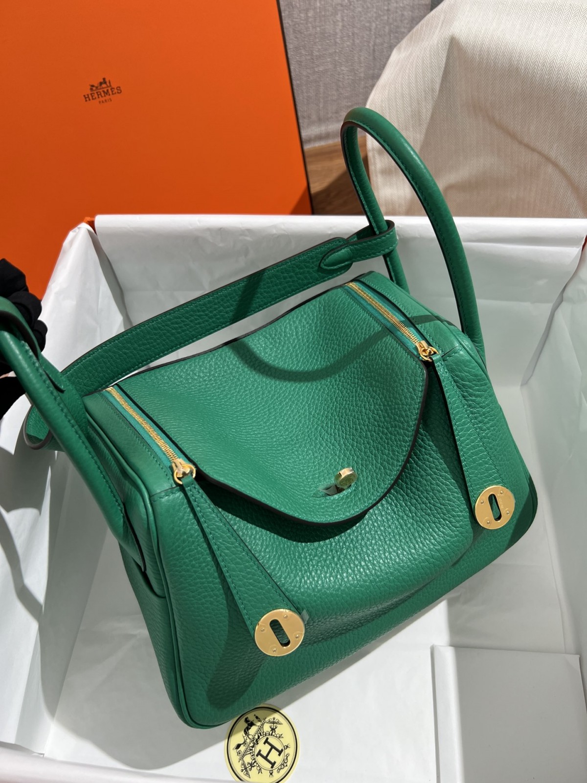 Shebag fully handmade Hermes Lindy 26 bag togo leather review(2025 Jan updated)-Best Quality Fake designer Bag Review, Replica designer bag ru Shebag fully handmade Hermes Lindy 26 bag togo leather review(2025 Jan updated)-Best Quality Fake designer Bag Review, Replica designer bag ru