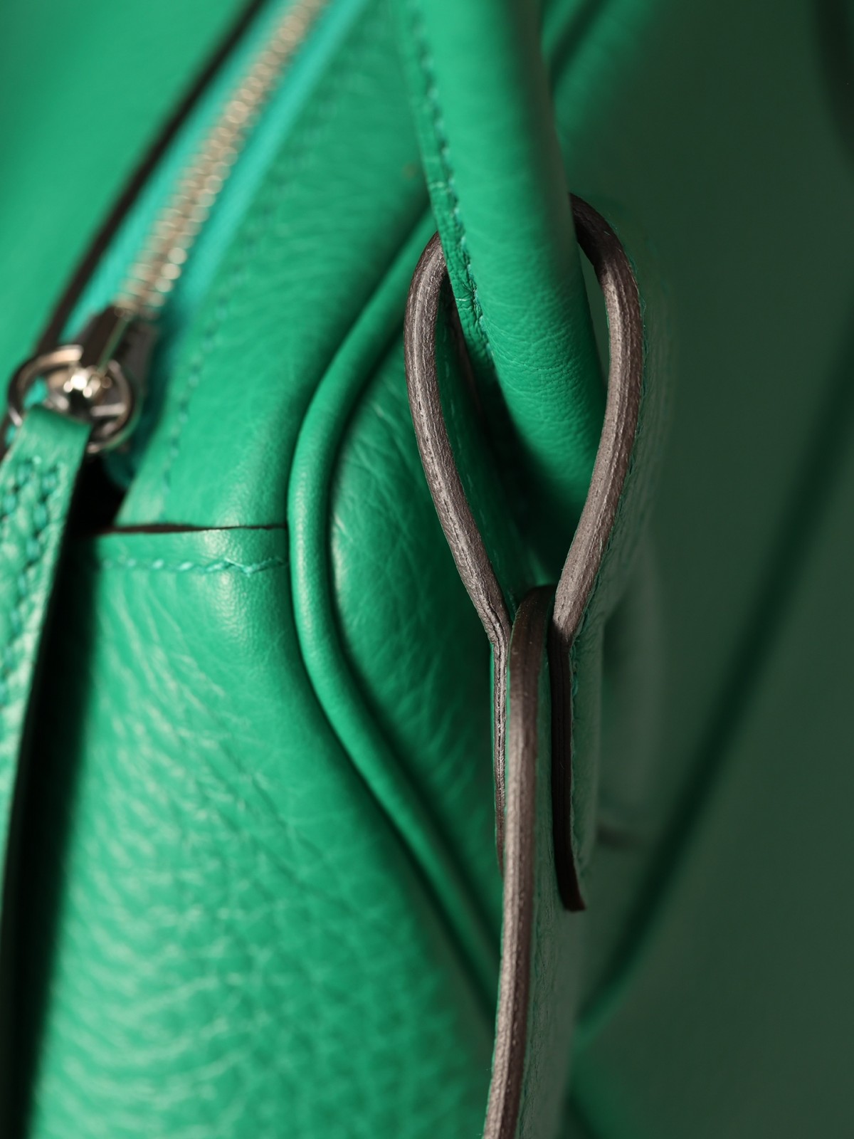Shebag fully handmade Hermes Lindy 26 bag togo leather review(2025 Jan updated)-Best Quality Fake designer Bag Review, Replica designer bag ru Shebag fully handmade Hermes Lindy 26 bag togo leather review(2025 Jan updated)-Best Quality Fake designer Bag Review, Replica designer bag ru