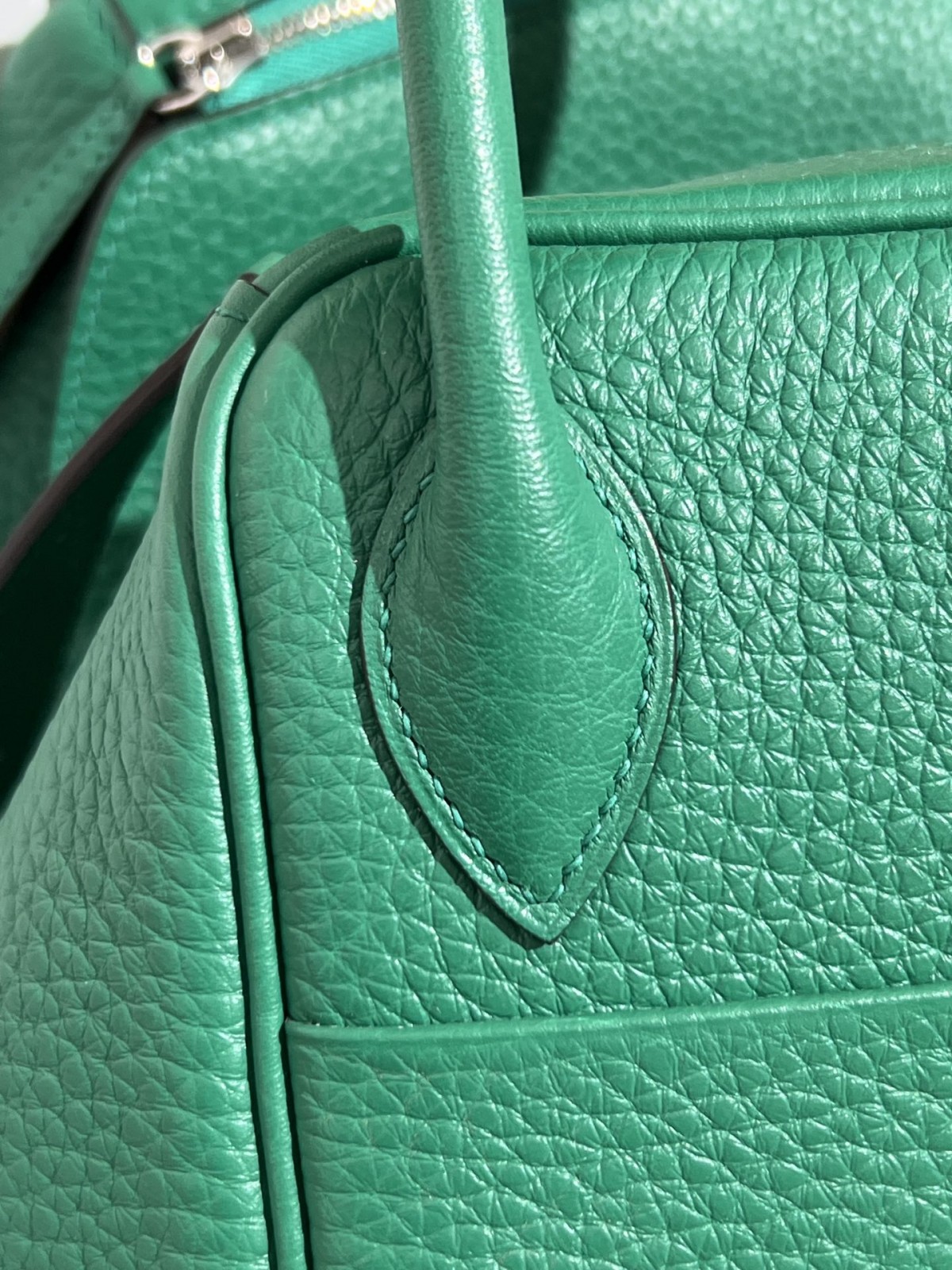 Shebag fully handmade Hermes Lindy 26 bag togo leather review(2025 Jan updated)-Best Quality Fake designer Bag Review, Replica designer bag ru Shebag fully handmade Hermes Lindy 26 bag togo leather review(2025 Jan updated)-Best Quality Fake designer Bag Review, Replica designer bag ru