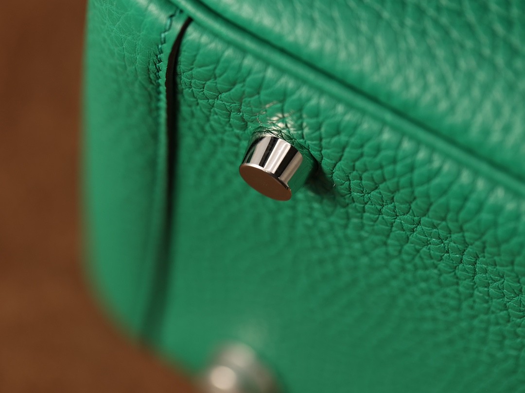 Shebag fully handmade Hermes Lindy 26 bag togo leather review(2025 Jan updated)-Best Quality Fake designer Bag Review, Replica designer bag ru Shebag fully handmade Hermes Lindy 26 bag togo leather review(2025 Jan updated)-Best Quality Fake designer Bag Review, Replica designer bag ru