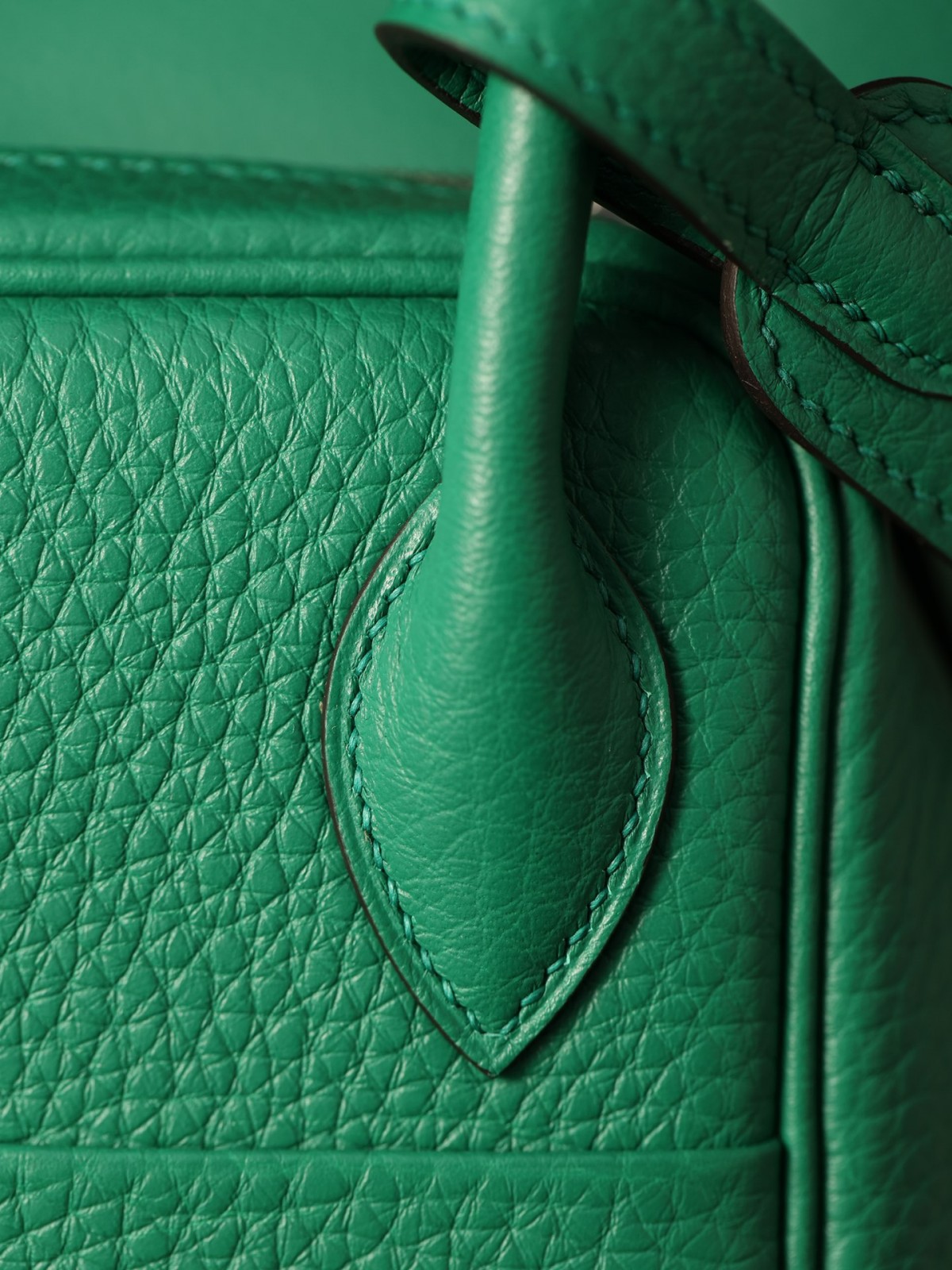 Shebag fully handmade Hermes Lindy 26 bag togo leather review(2025 Jan updated)-Best Quality Fake designer Bag Review, Replica designer bag ru Shebag fully handmade Hermes Lindy 26 bag togo leather review(2025 Jan updated)-Best Quality Fake designer Bag Review, Replica designer bag ru