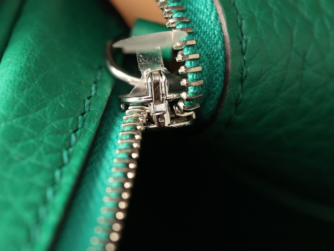 Shebag fully handmade Hermes Lindy 26 bag togo leather review(2025 Jan updated)-Best Quality Fake designer Bag Review, Replica designer bag ru Shebag fully handmade Hermes Lindy 26 bag togo leather review(2025 Jan updated)-Best Quality Fake designer Bag Review, Replica designer bag ru