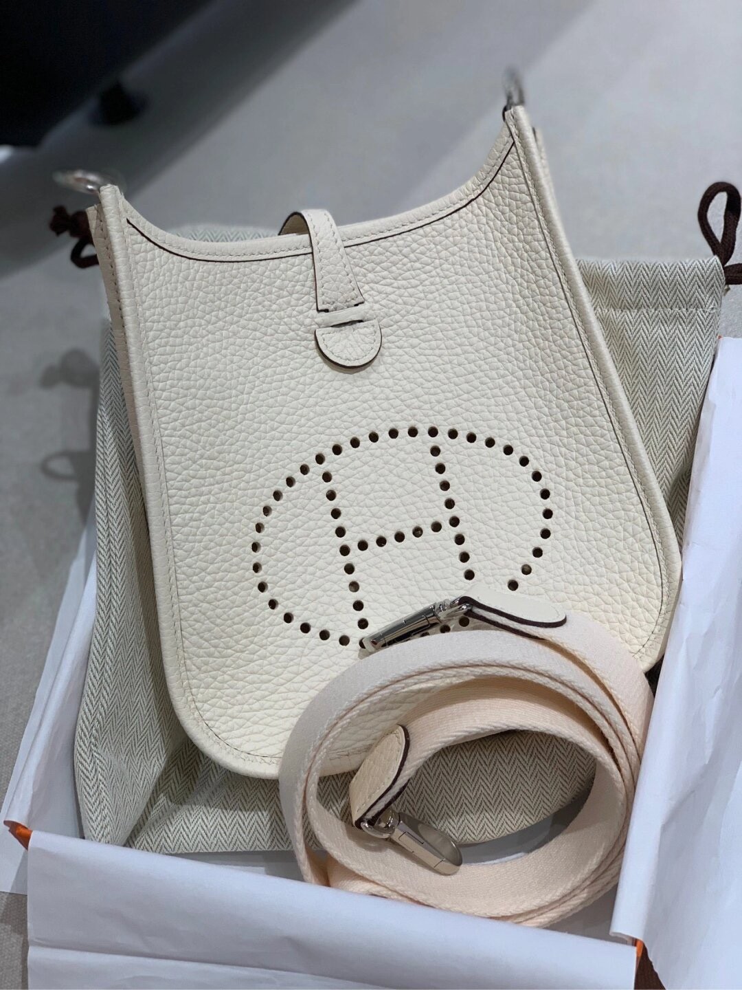 Shebag fully handmade Hermes Evelyne 16 bag in yellow silver hardware (2025 Jan updated)-Best Quality Fake designer Bag Review, Replica designer bag ru Shebag fully handmade Hermes Evelyne 16 bag in yellow silver hardware (2025 Jan updated)-Best Quality Fake designer Bag Review, Replica designer bag ru