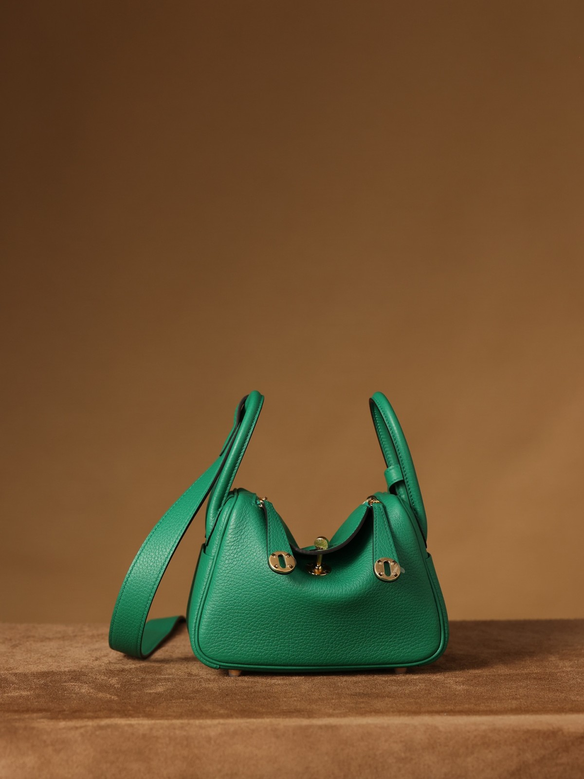 Shebag fully handmade Hermes Lindy 19 green togo bag review(2025 Jan updated)-Best Quality Fake designer Bag Review, Replica designer bag ru Shebag fully handmade Hermes Lindy 19 green togo bag review(2025 Jan updated)-Best Quality Fake designer Bag Review, Replica designer bag ru