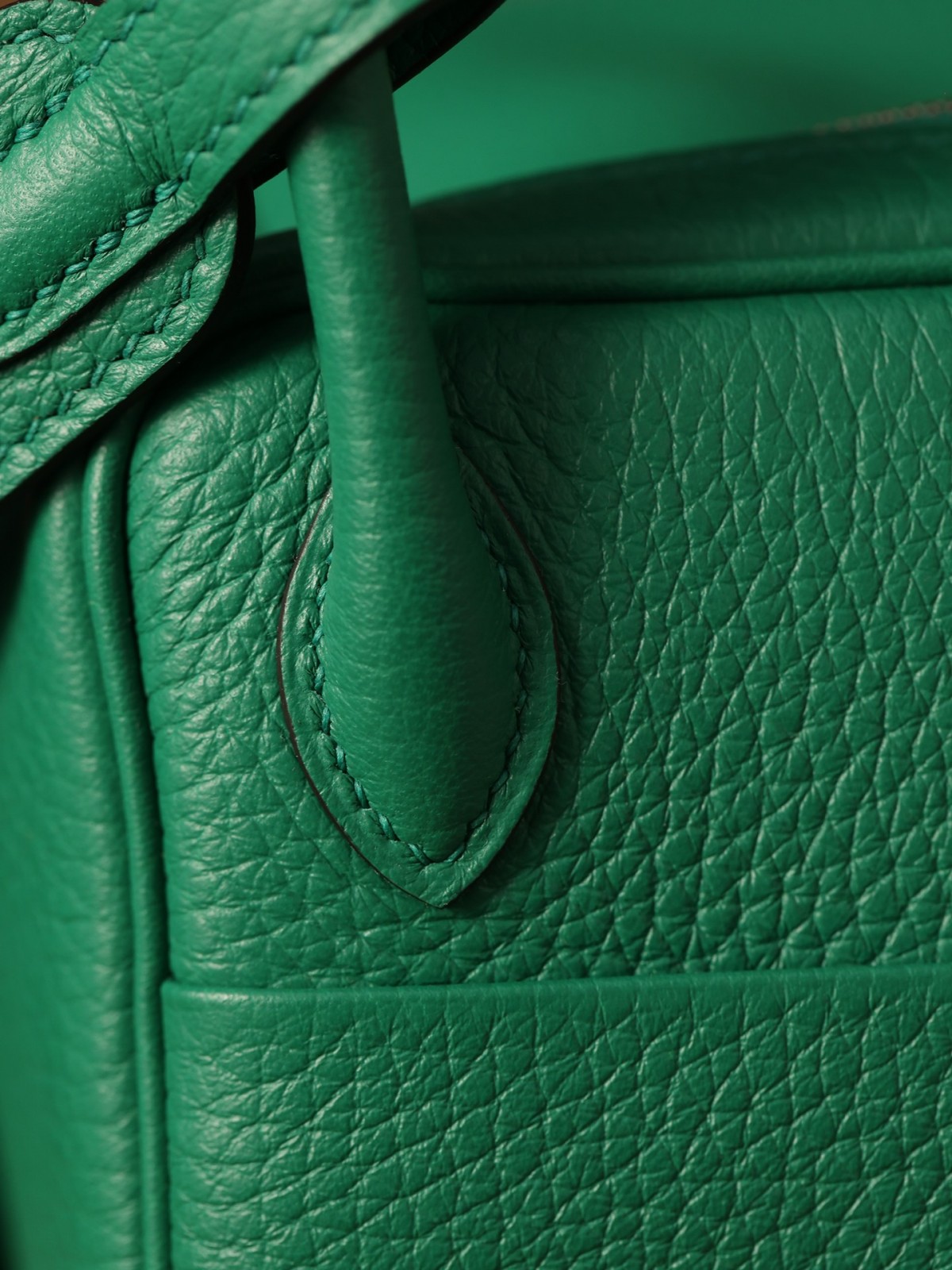 Shebag fully handmade Hermes Lindy 19 green togo bag review(2025 Jan updated)-Best Quality Fake designer Bag Review, Replica designer bag ru Shebag fully handmade Hermes Lindy 19 green togo bag review(2025 Jan updated)-Best Quality Fake designer Bag Review, Replica designer bag ru