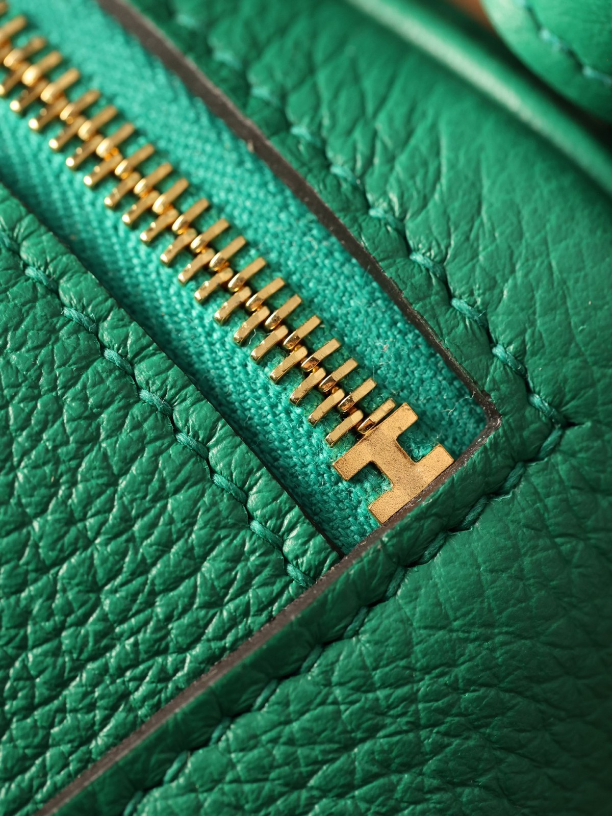 Shebag fully handmade Hermes Lindy 19 green togo bag review(2025 Jan updated)-Best Quality Fake designer Bag Review, Replica designer bag ru Shebag fully handmade Hermes Lindy 19 green togo bag review(2025 Jan updated)-Best Quality Fake designer Bag Review, Replica designer bag ru